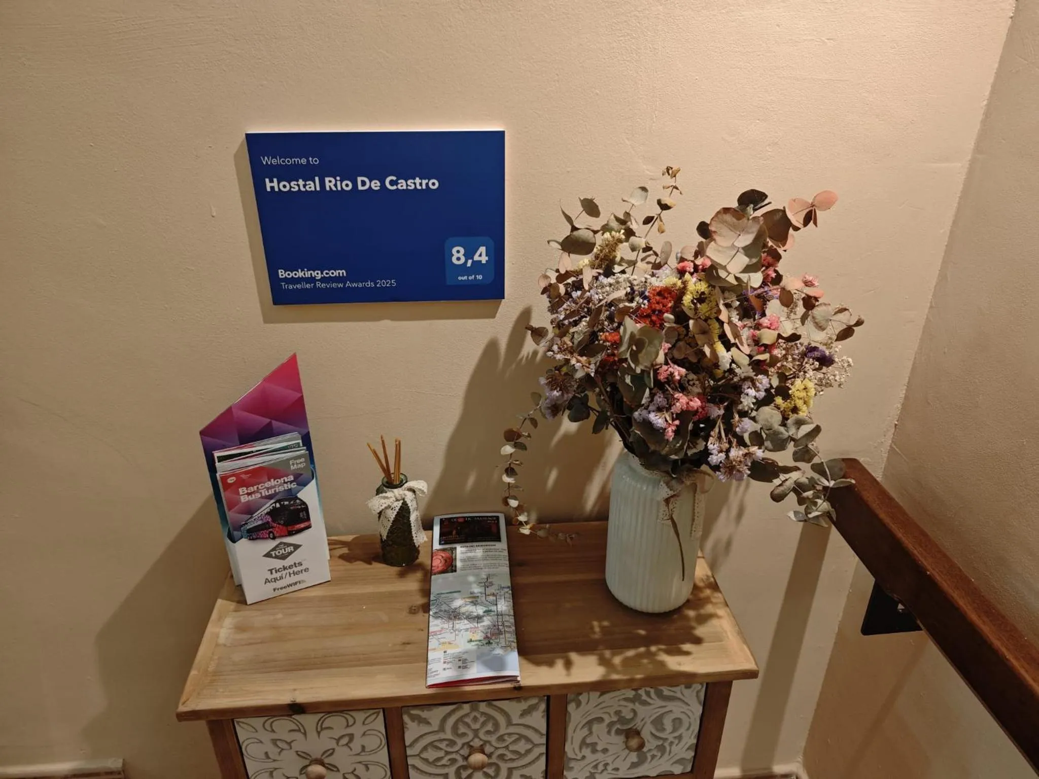 Decorative detail in Hostal Rio De Castro