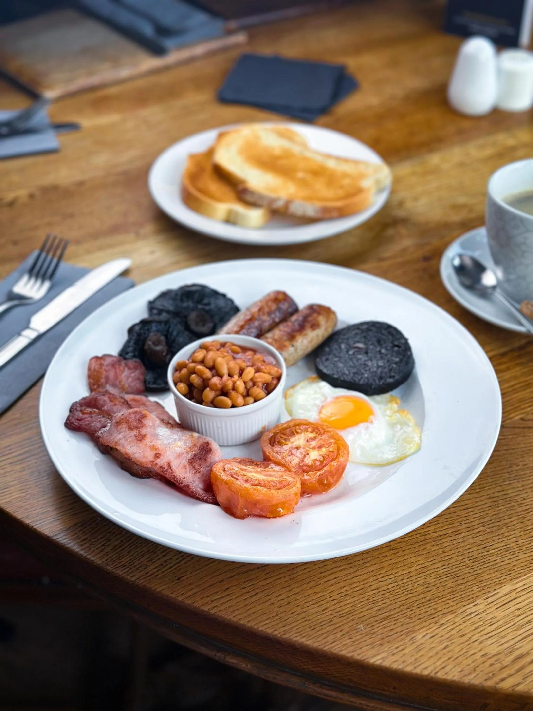 Breakfast in The Corbet Arms