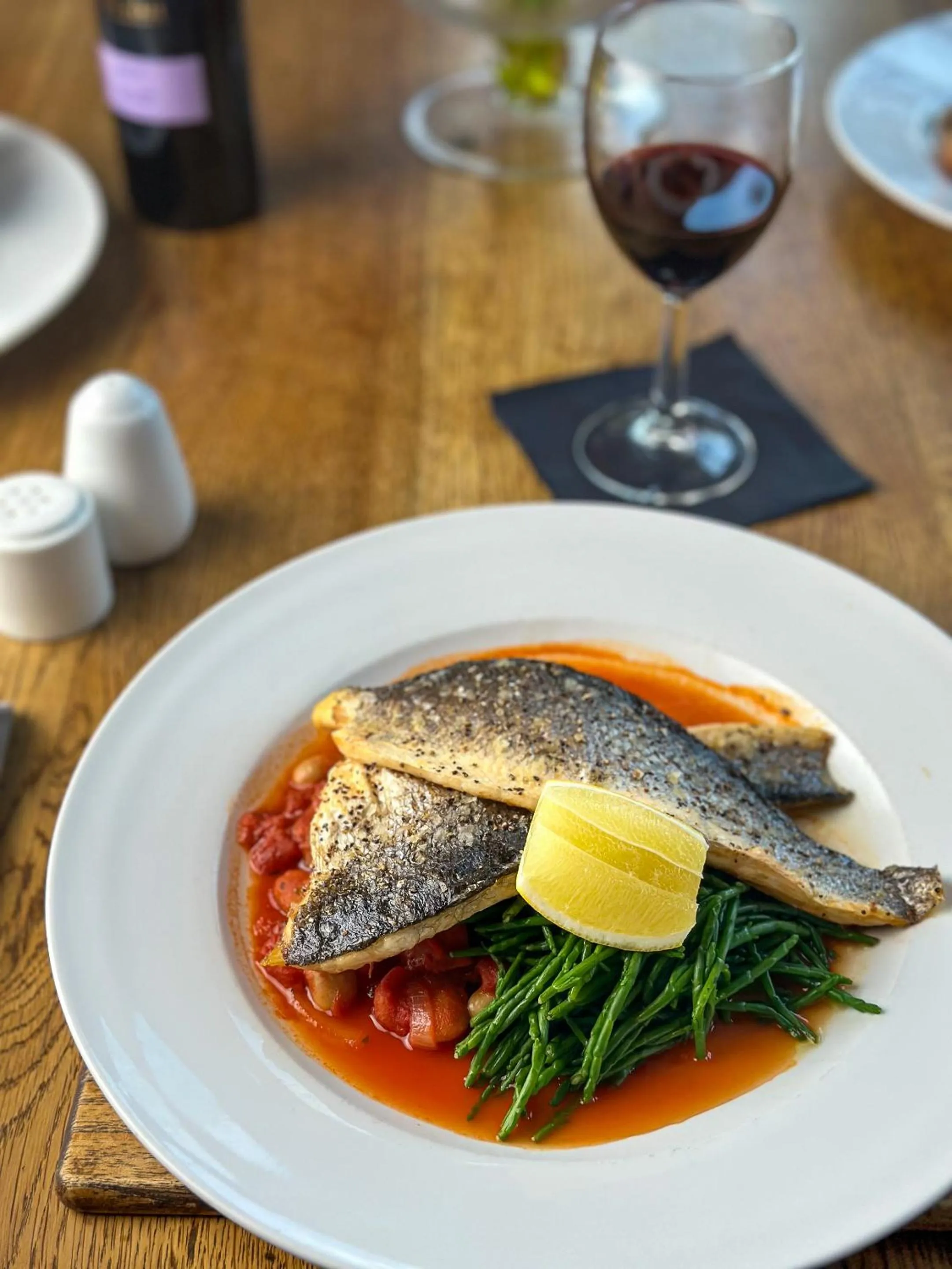 Food and drinks in The Corbet Arms