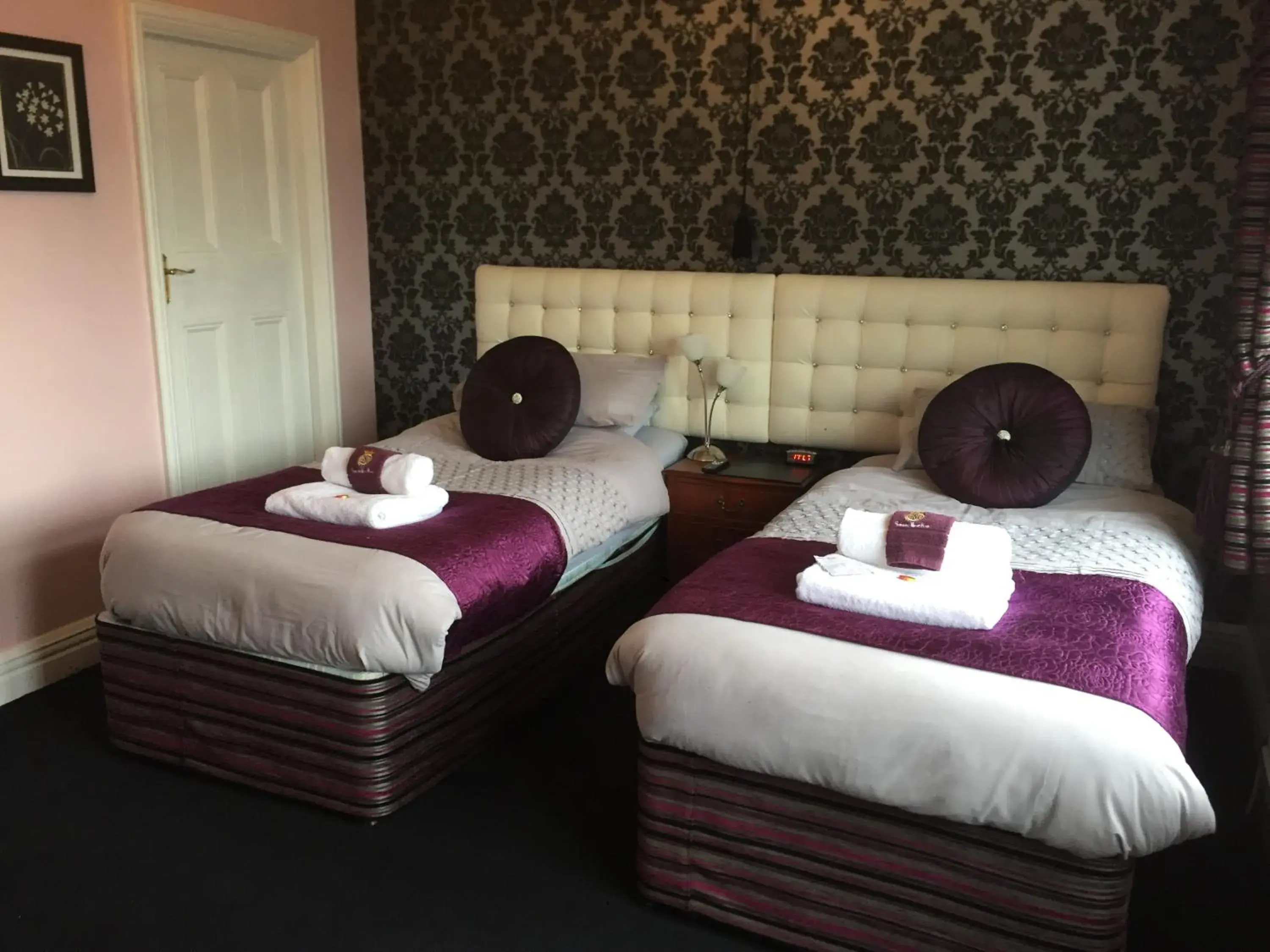 Bed in Grimscote Manor Hotel