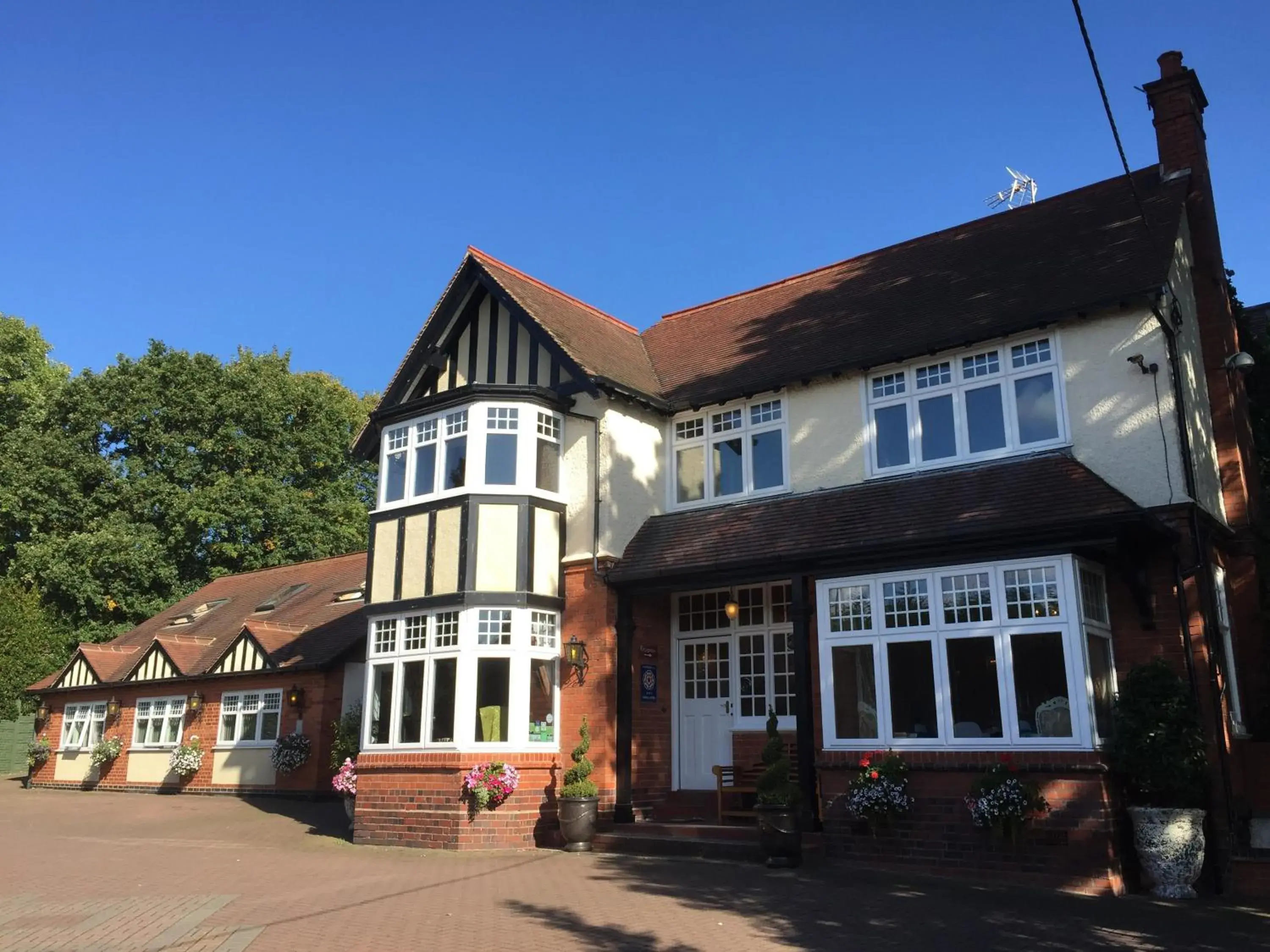 Property Building in Grimscote Manor Hotel