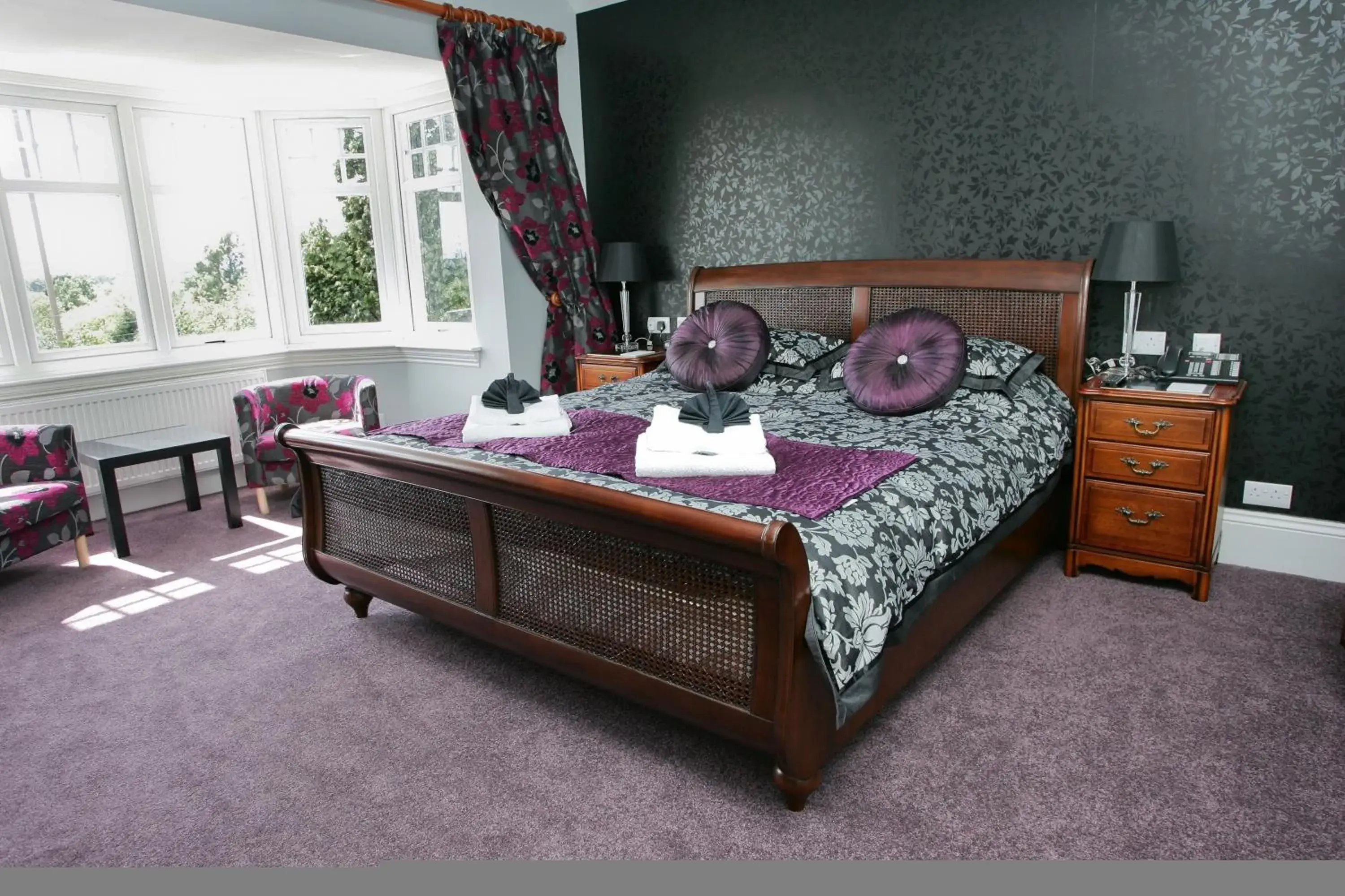 Day, Bed in Grimscote Manor Hotel