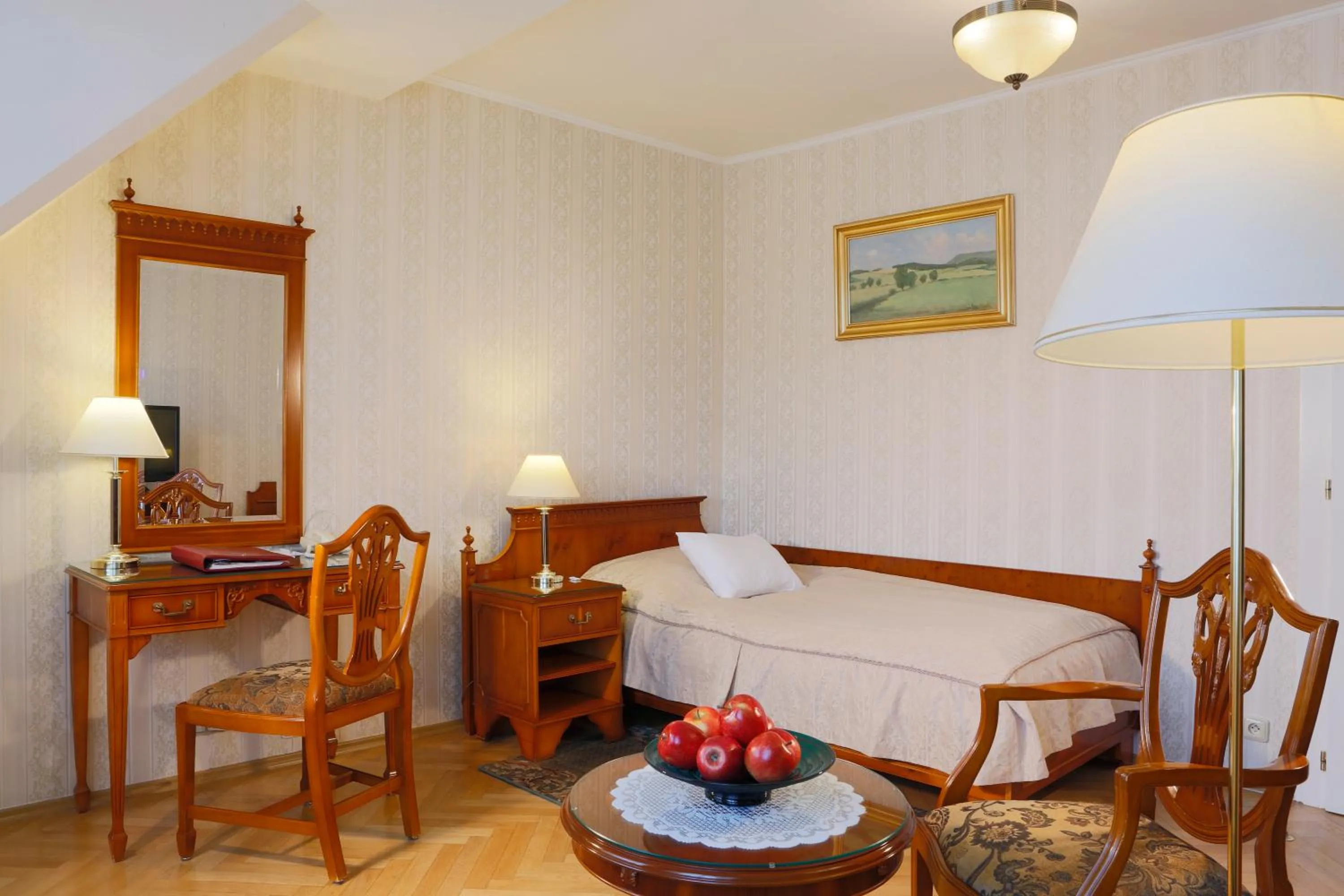 Living room in Bristol Palace