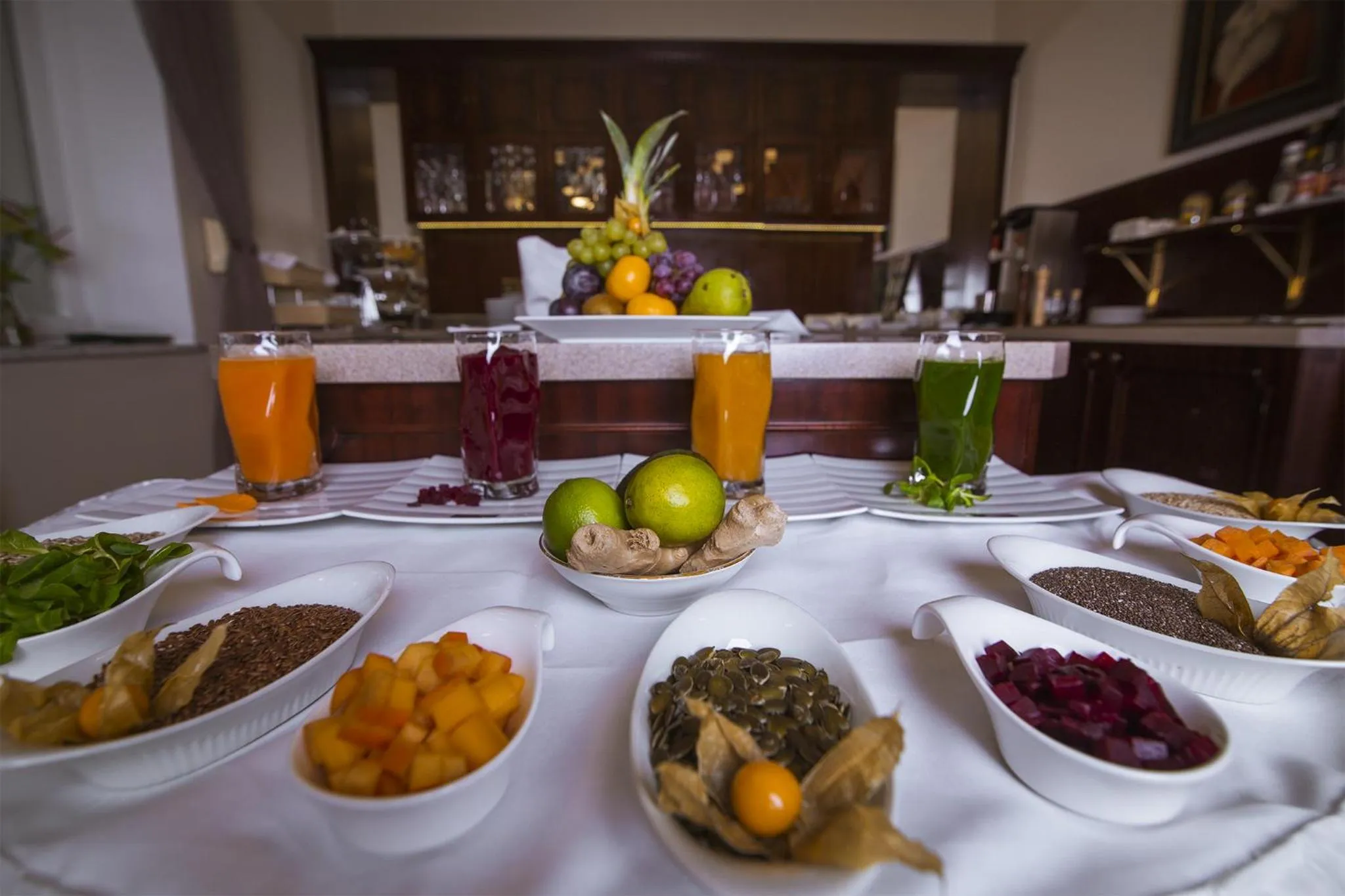 Restaurant/places to eat in Bristol Palace