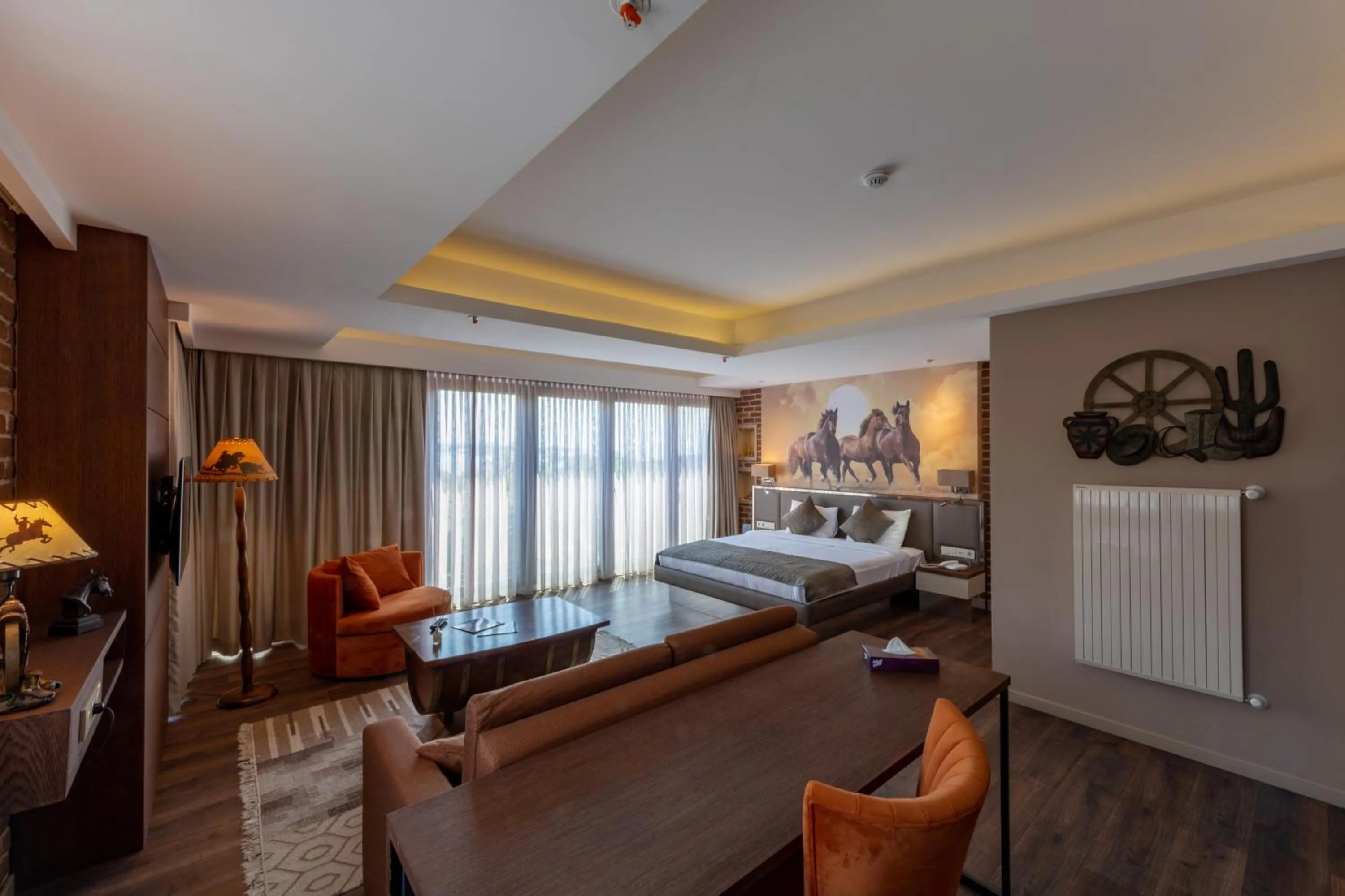 Photo of the whole room, Bed in Riva's Moda