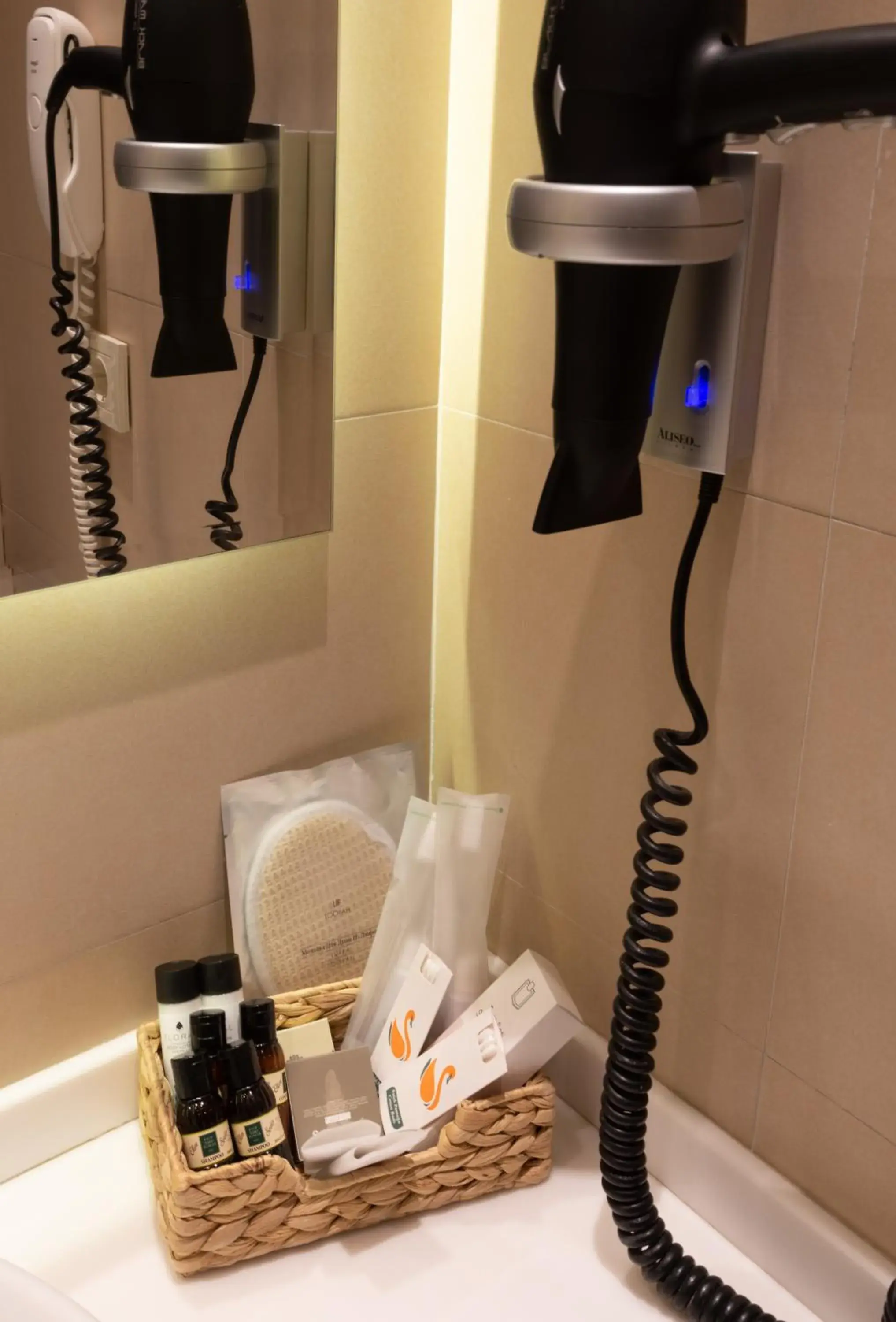 Budget Double Room in Riva's Moda Budget Double Room in Riva's Moda