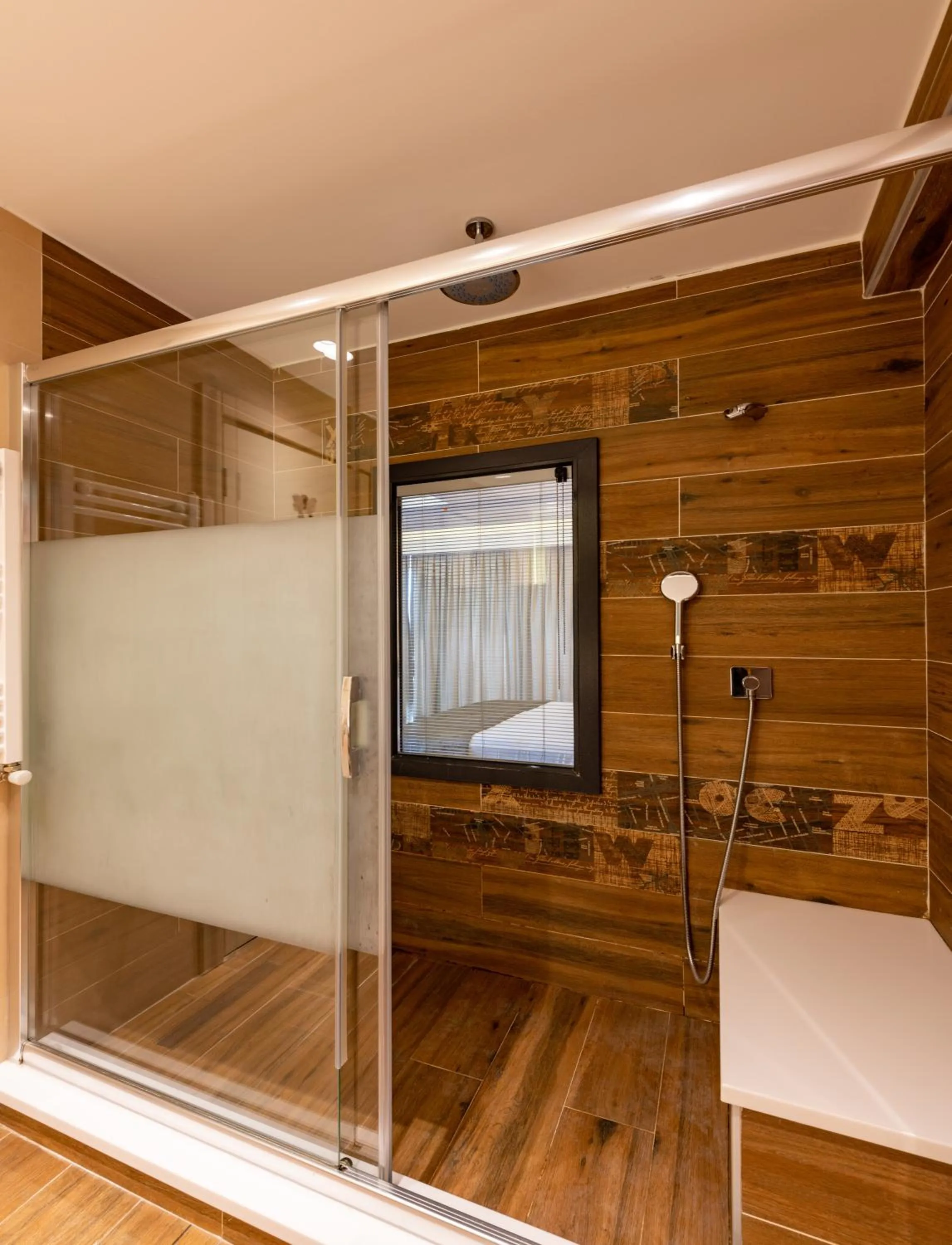 Bathroom in Riva's Moda