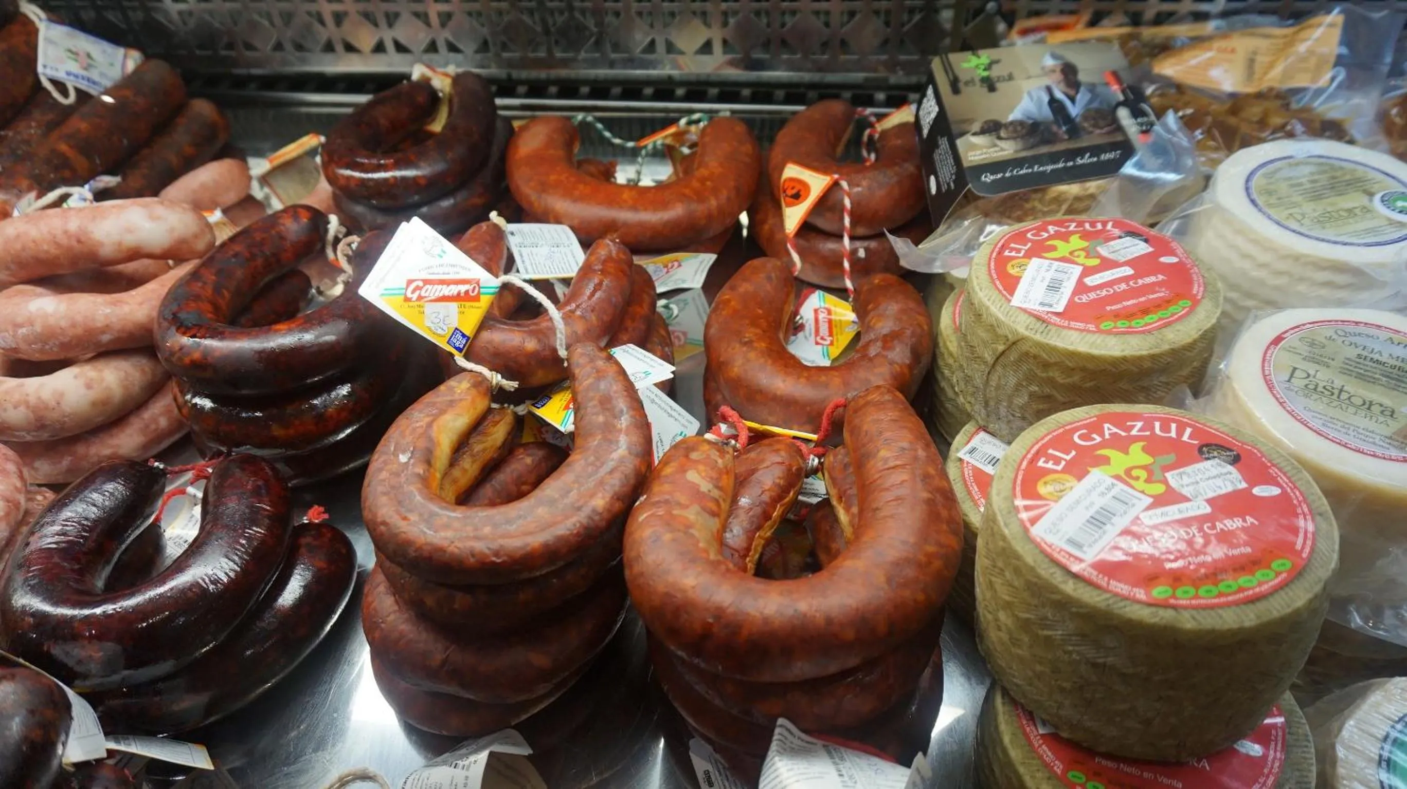 On-site shops in La Palmosa