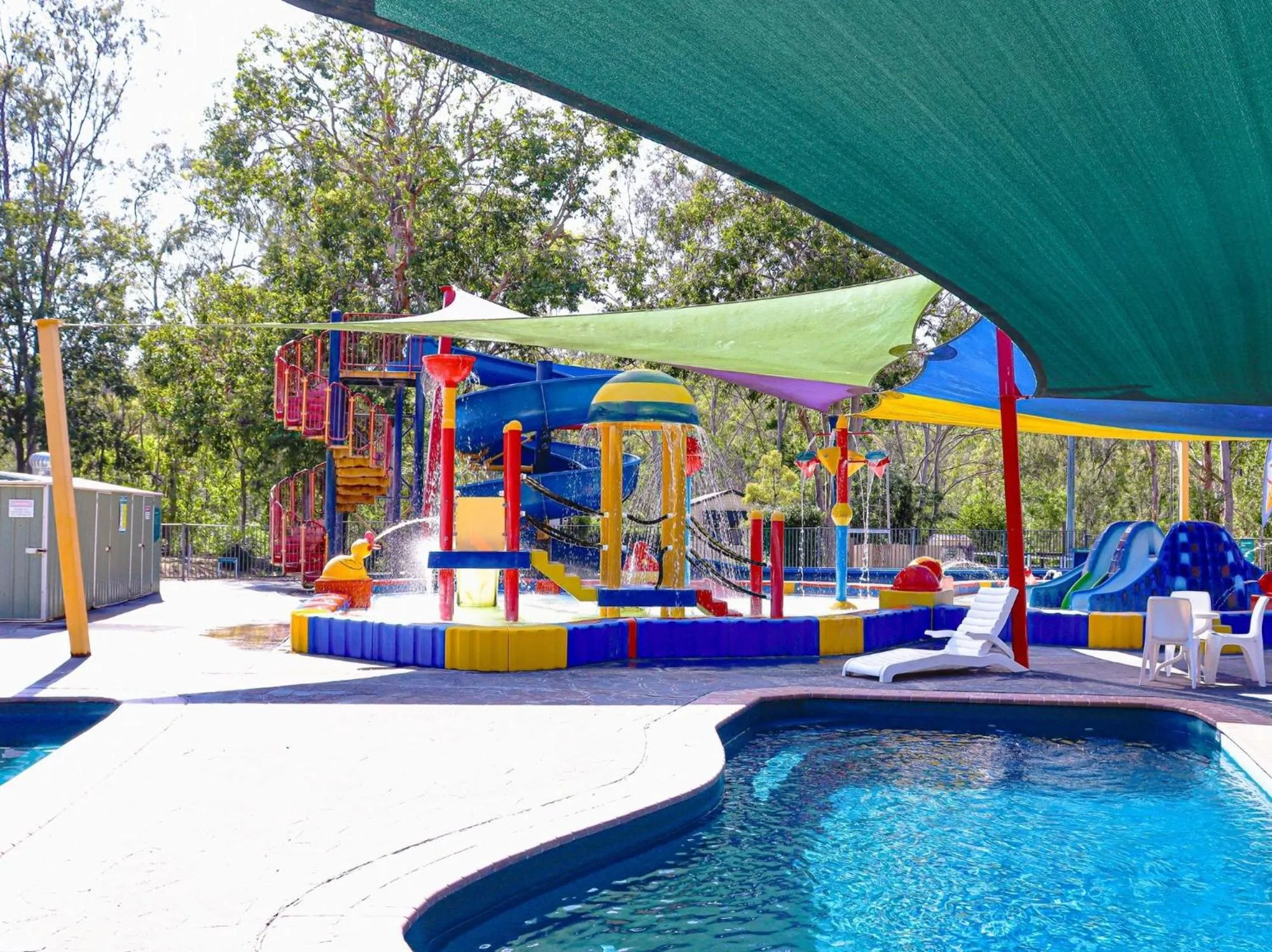 Swimming pool in BIG4 Cania Gorge Holiday Park