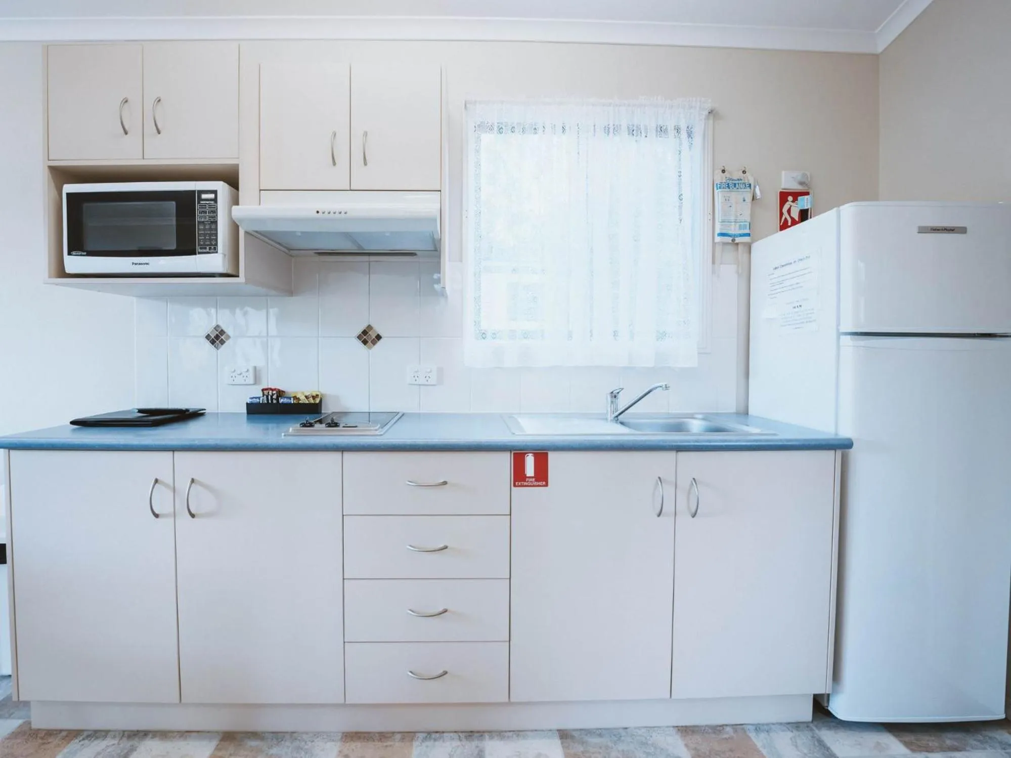 kitchen in BIG4 Cania Gorge Holiday Park