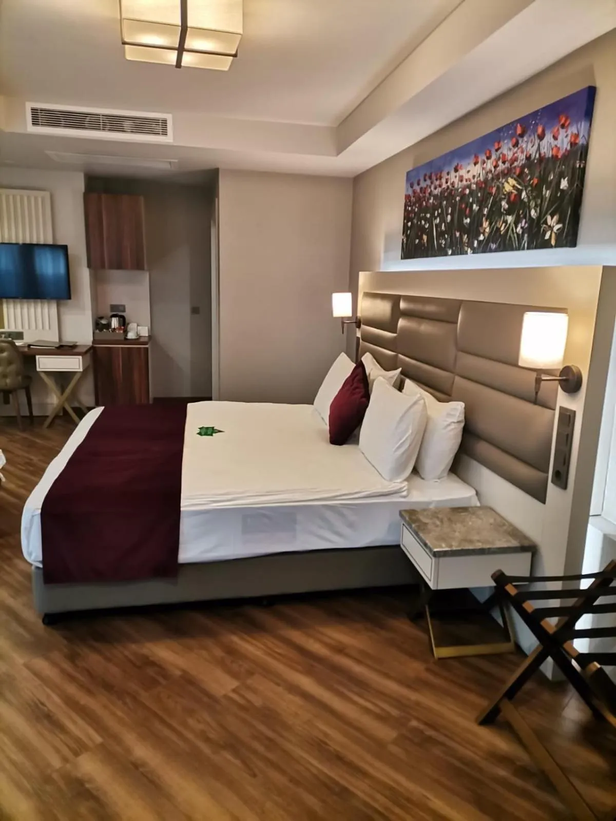 Massage, Bed in Golden Royal Hotel & SPA