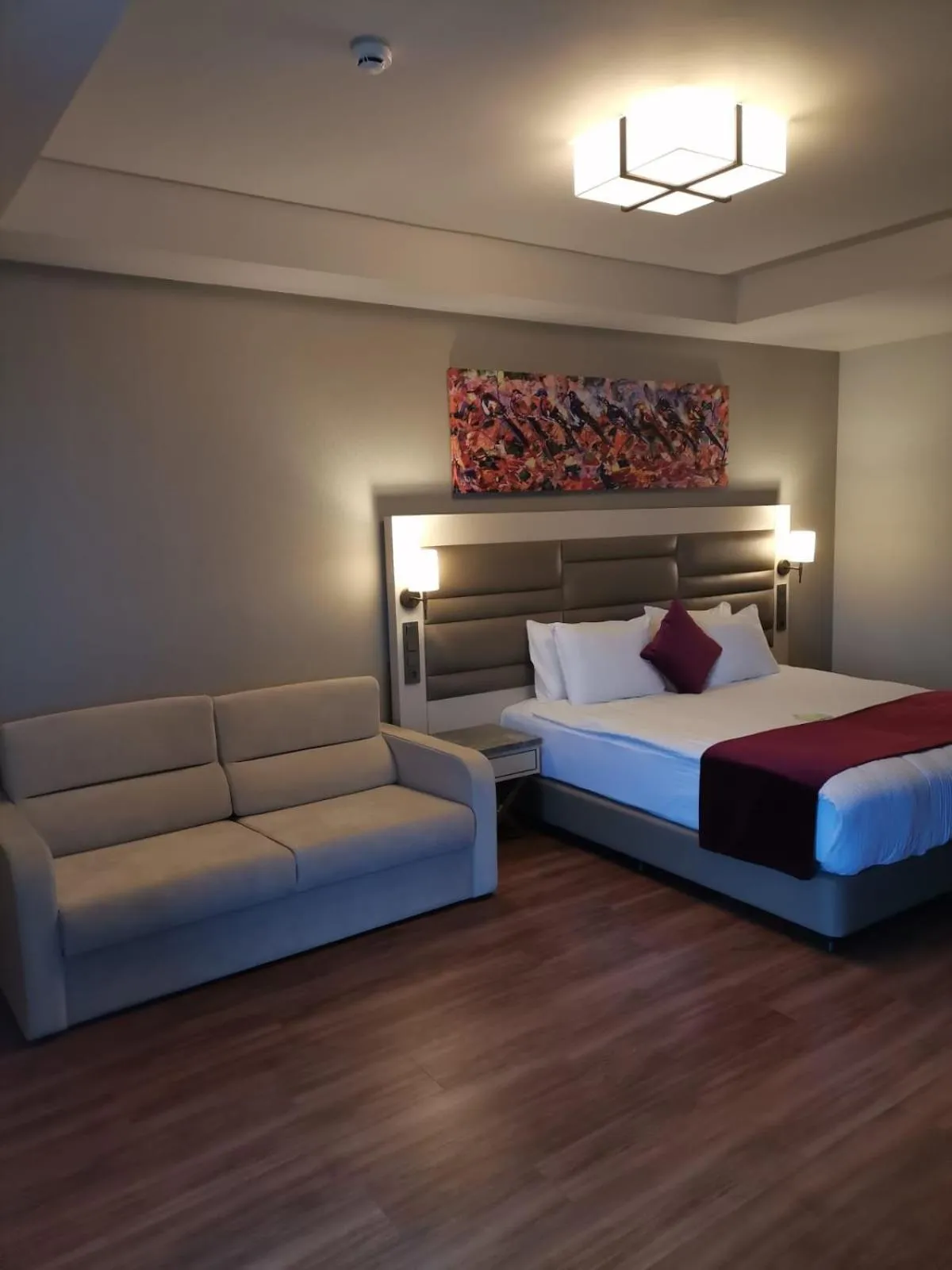 Massage, Bed in Golden Royal Hotel & SPA