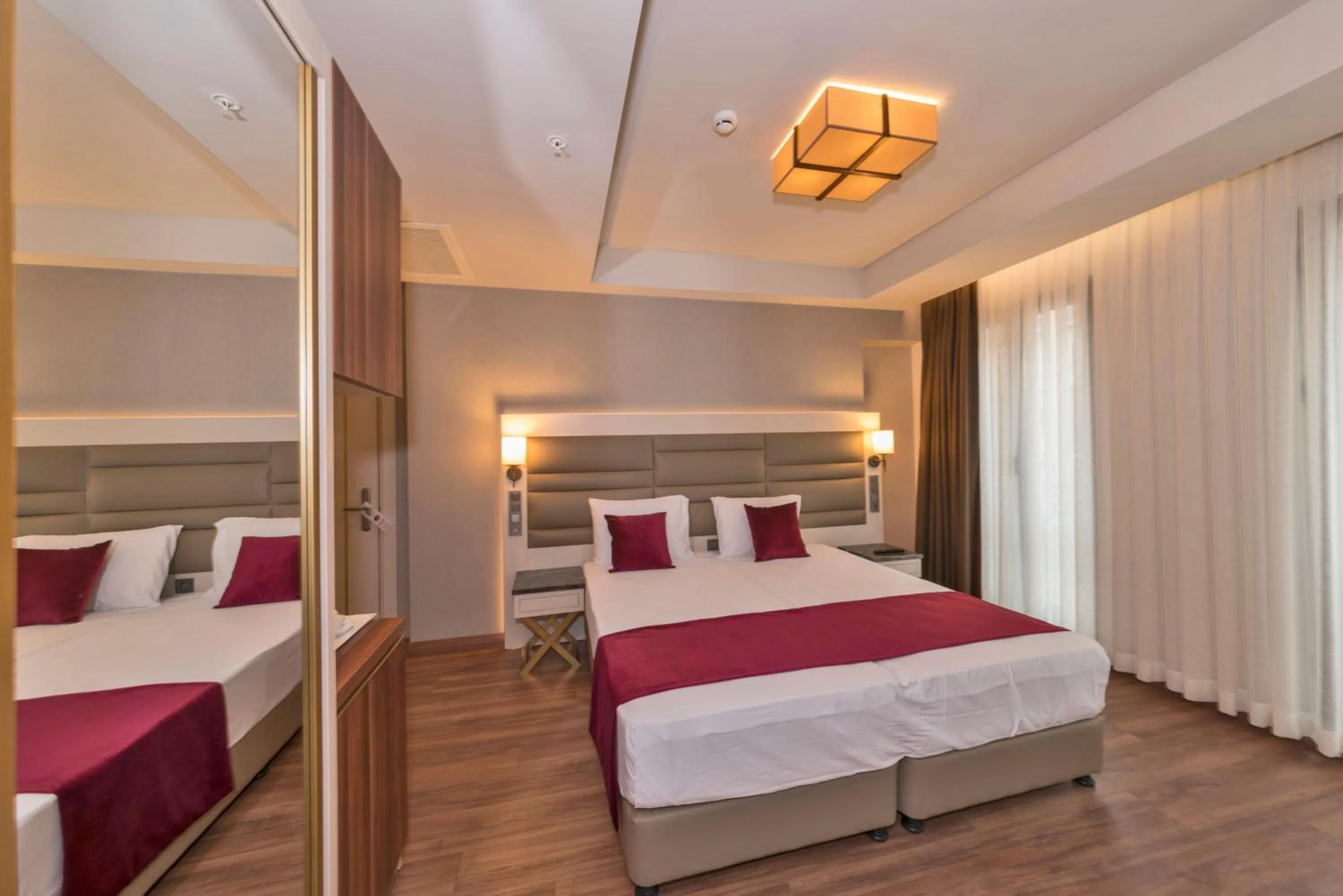 Bedroom, Bed in Golden Royal Hotel & SPA