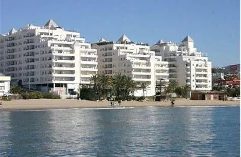 Banana Beach 1a Li­nea de playa