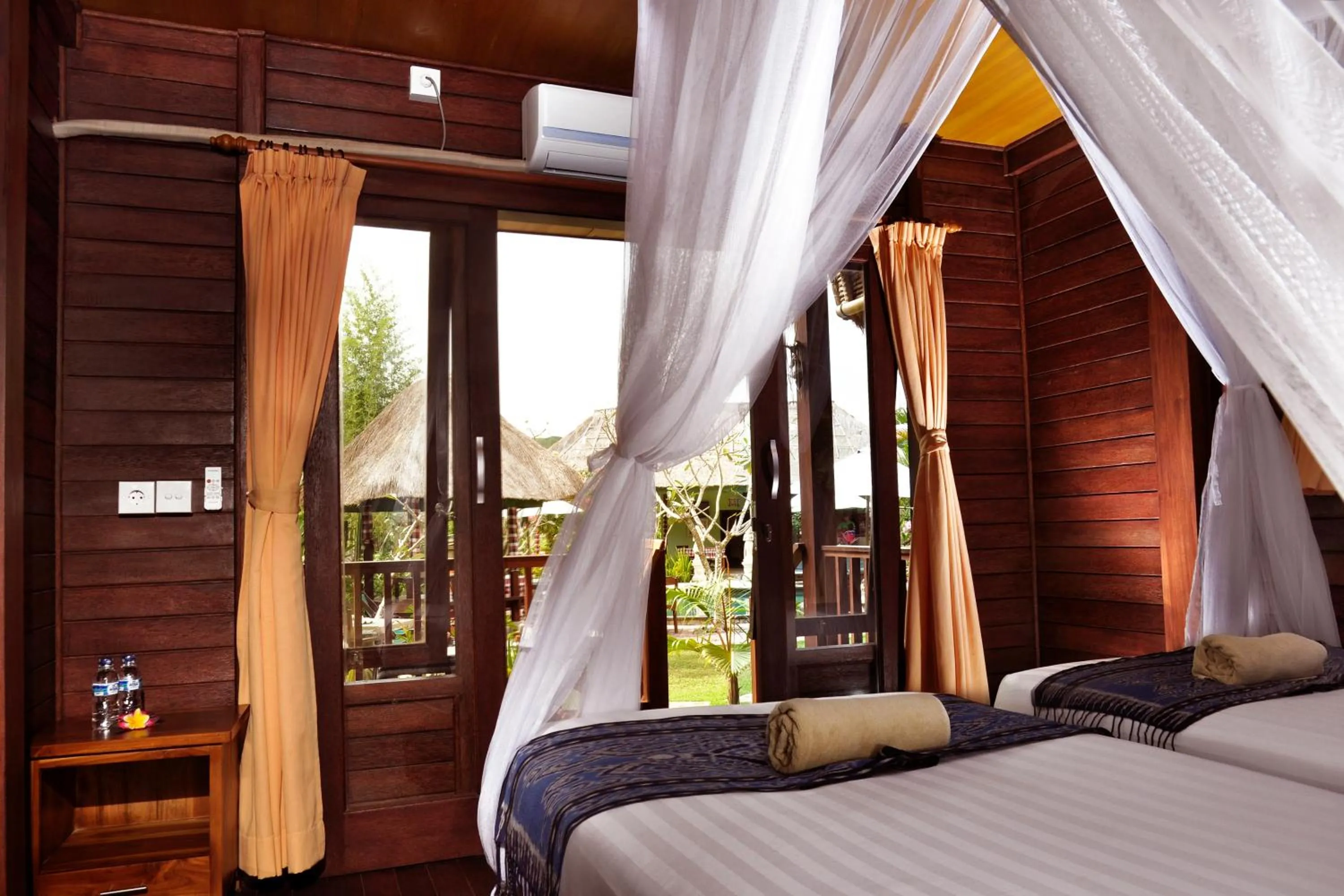 Bed in Nanuk's Bungalows