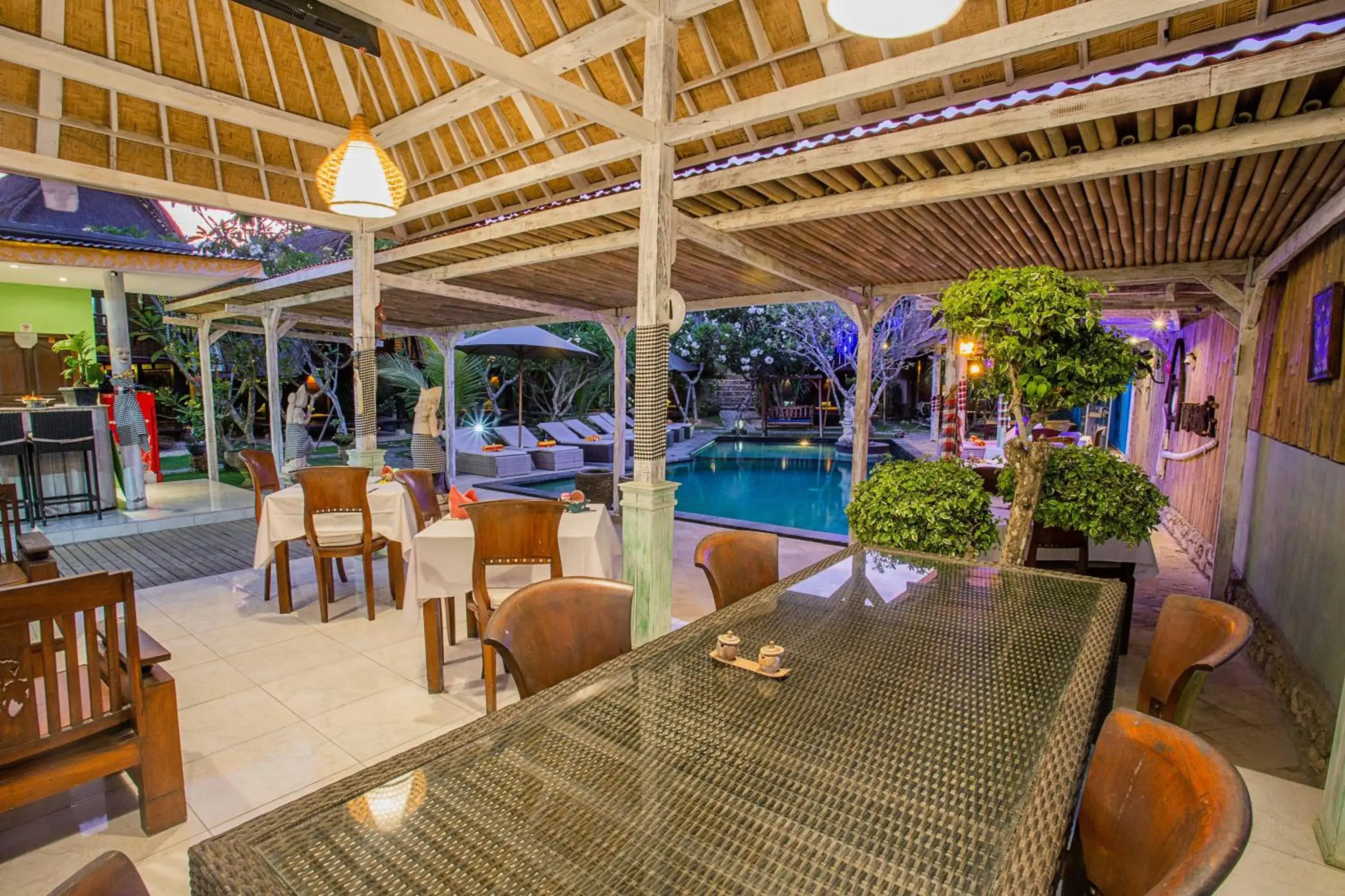 Restaurant/places to eat in Nanuk's Bungalows Restaurant/places to eat in Nanuk's Bungalows