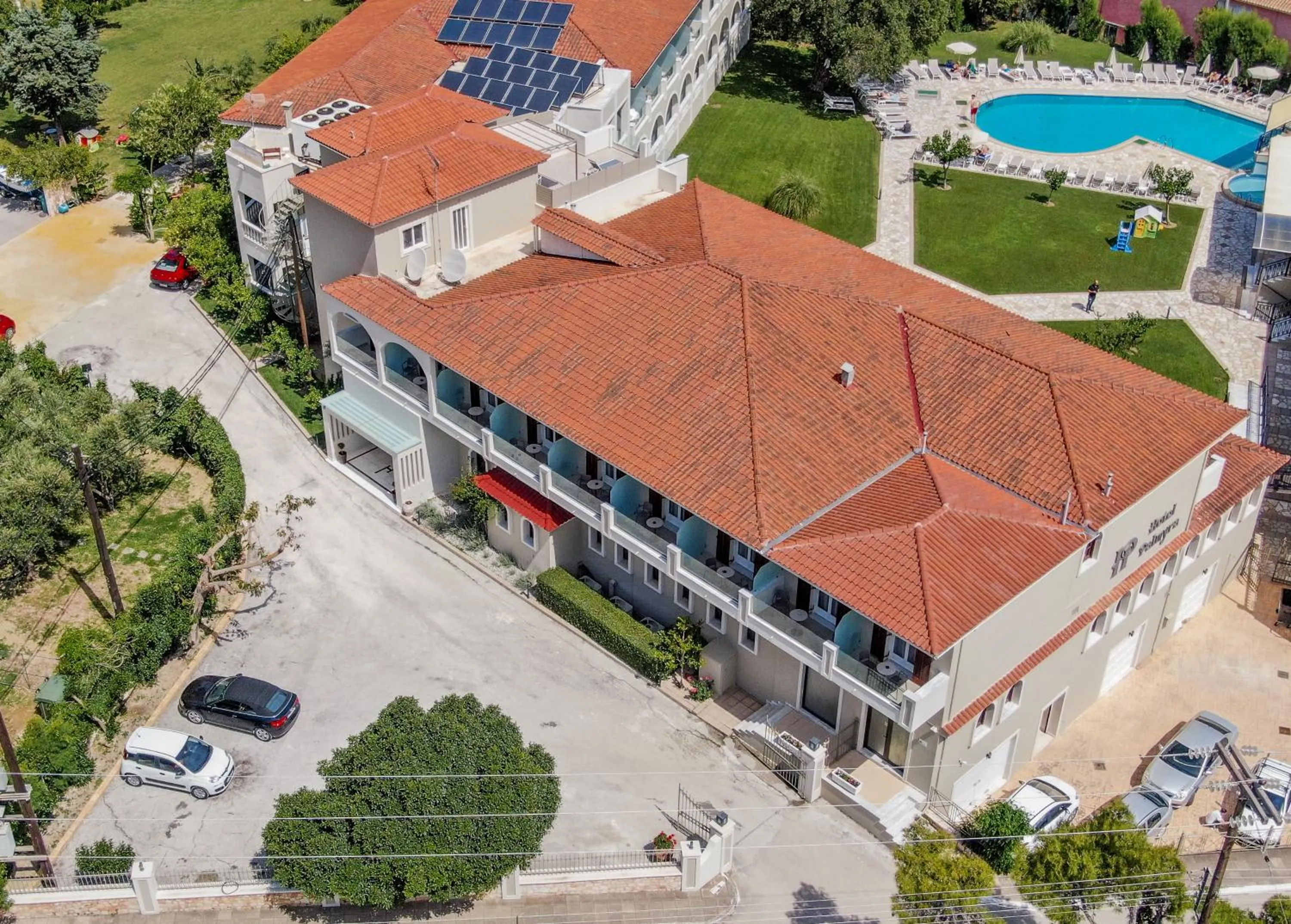 Property building in Hotel Palmyra