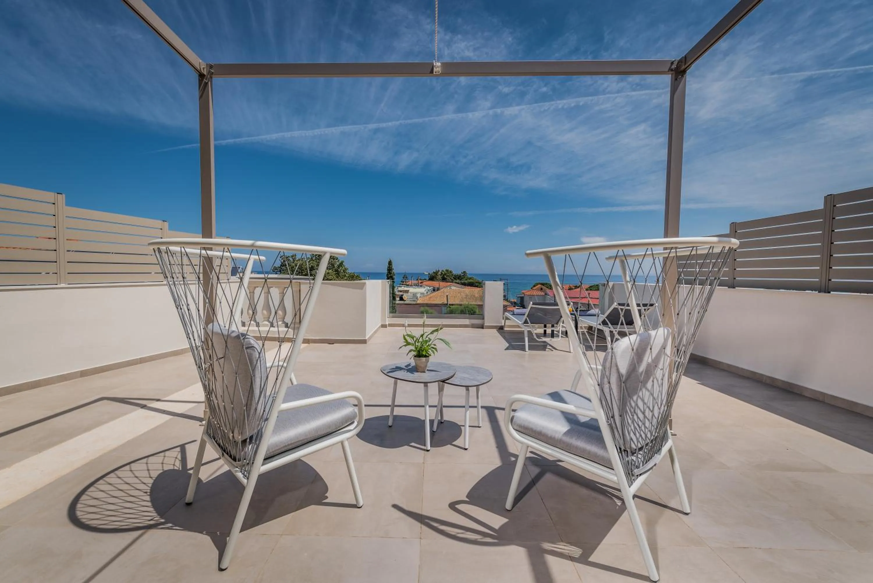 Pool view in Hotel Palmyra