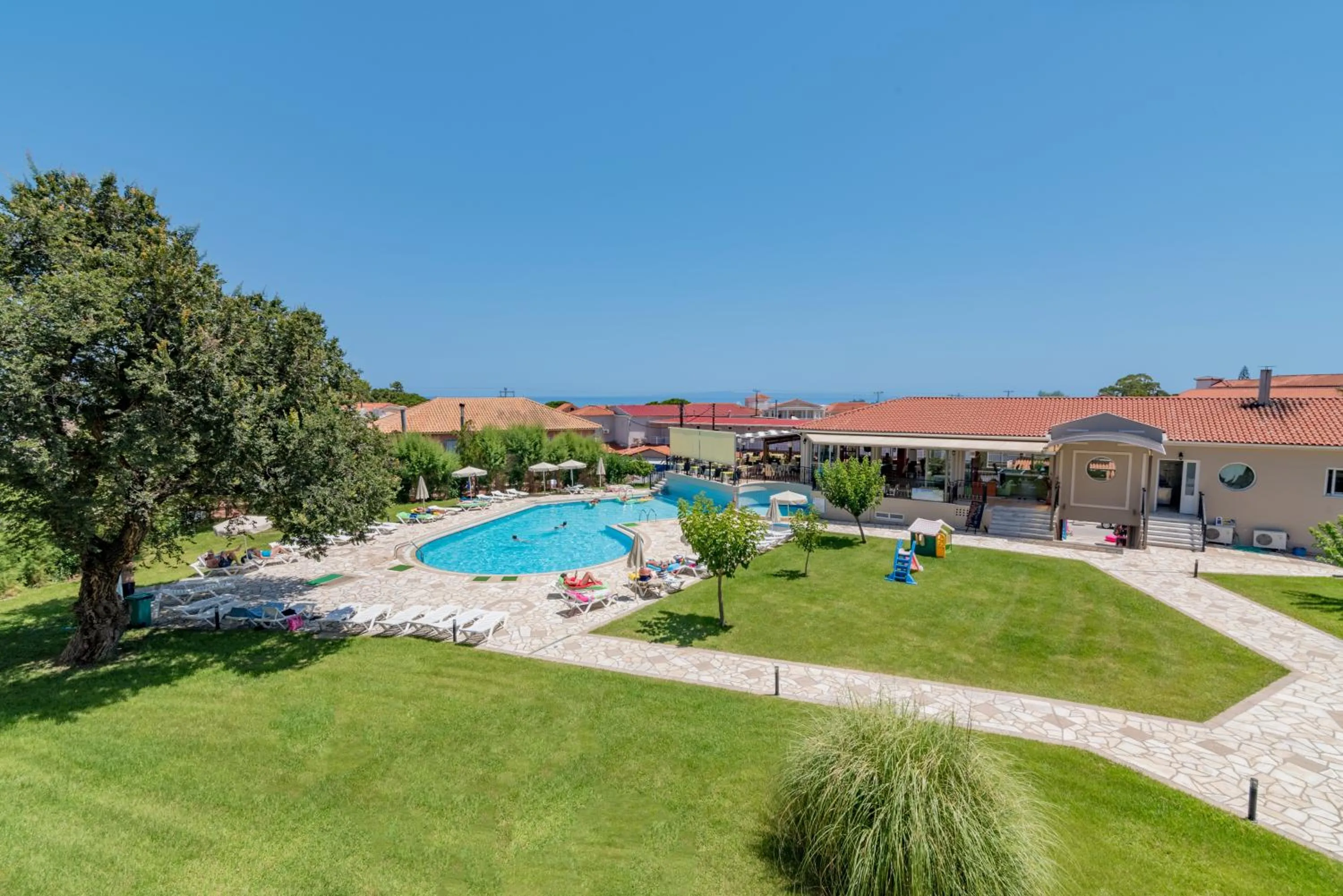 Property building in Hotel Palmyra