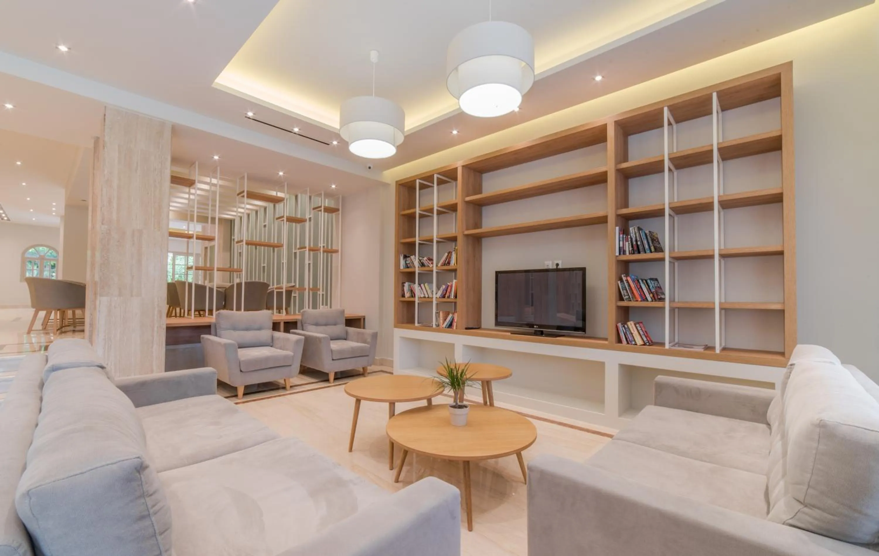 Communal lounge/ TV room in Hotel Palmyra