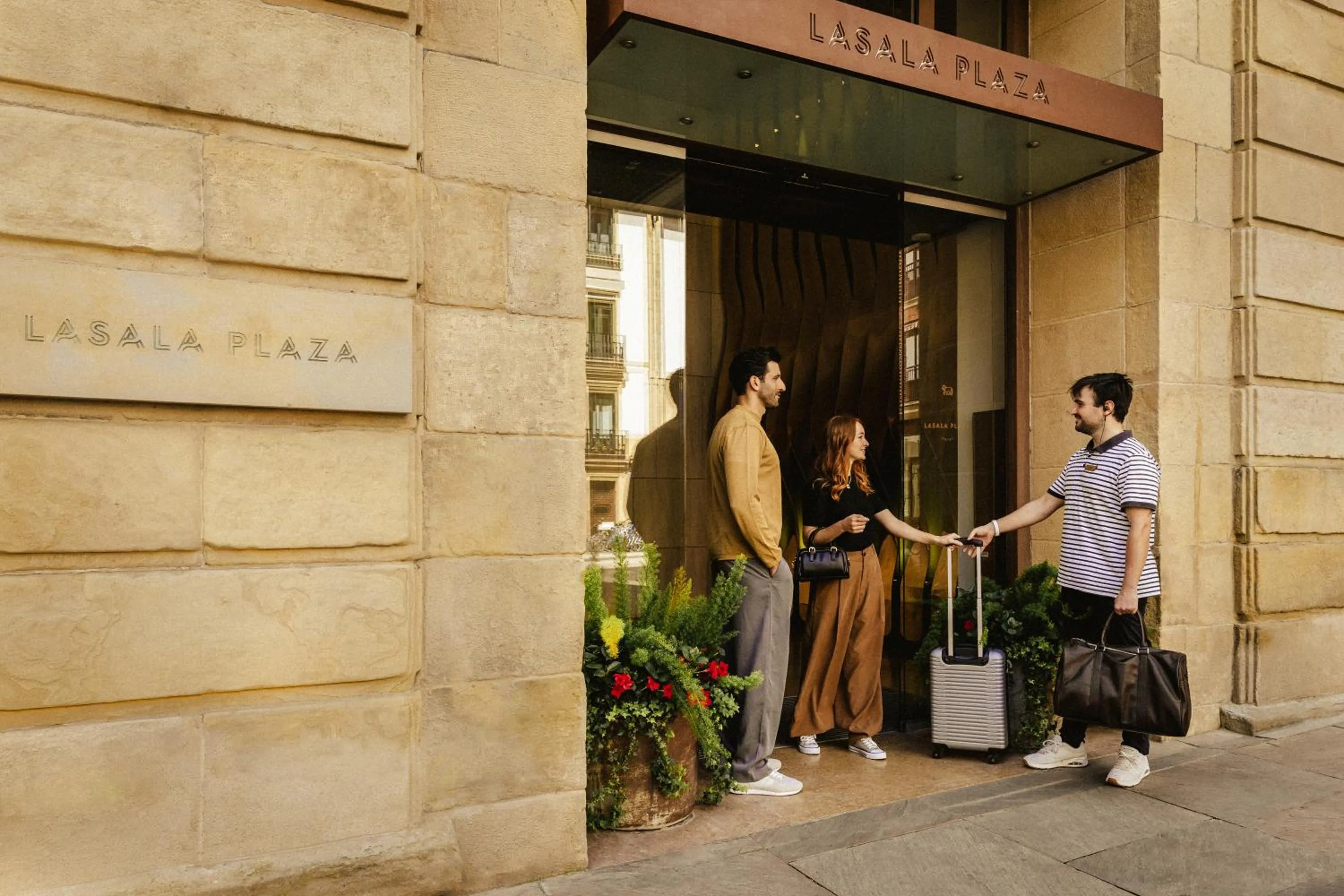 Lasala Plaza Hotel - Adults Only