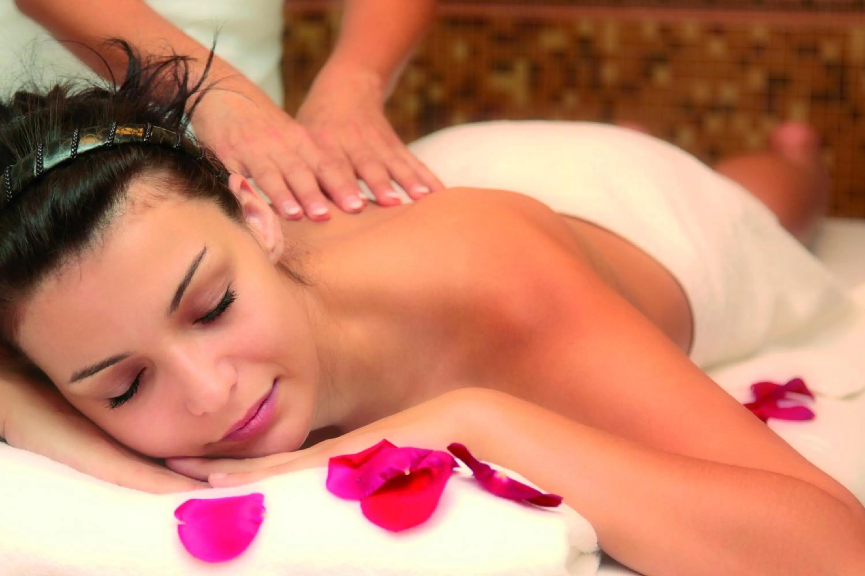 People in Bristol Kralovska Vila