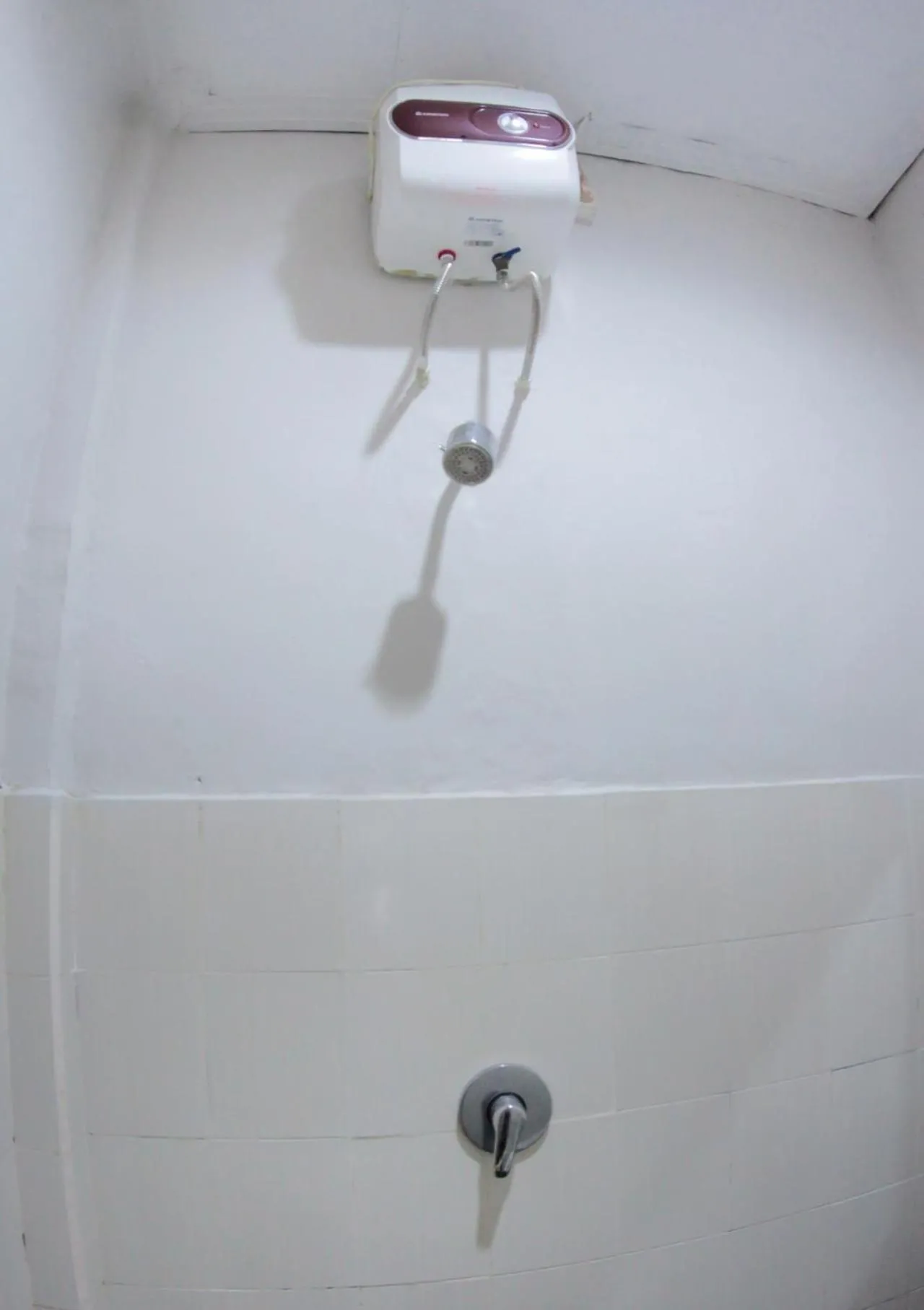 Bathroom in Hotel FX72 Ruteng