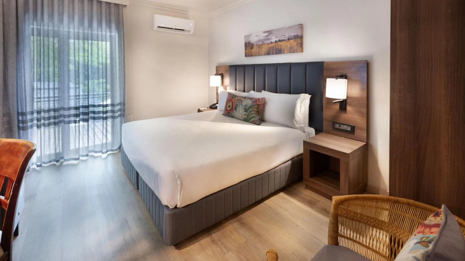 Bed in ANEW Hotel Hluhluwe