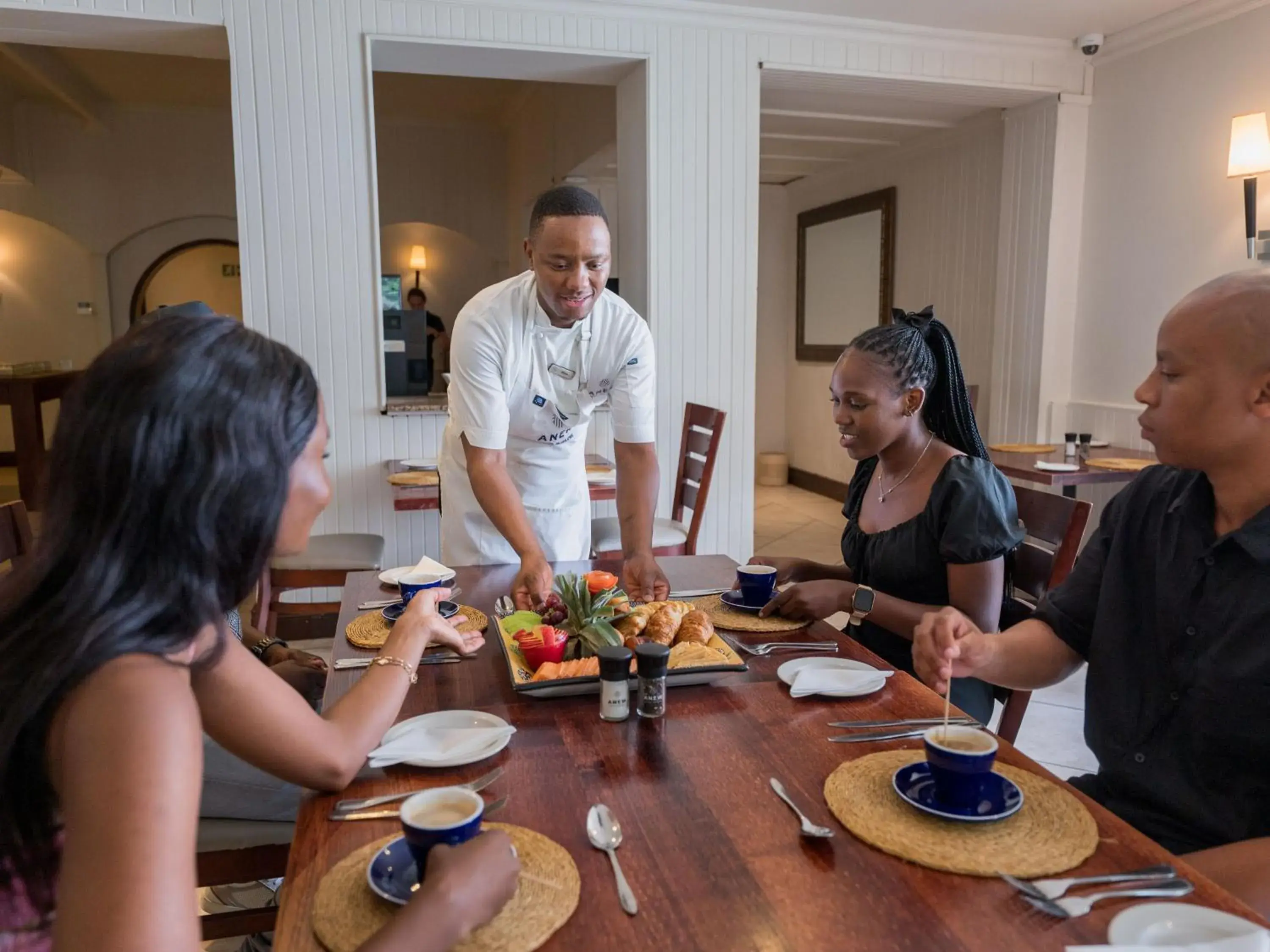 Restaurant/places to eat in ANEW Hotel Hluhluwe Restaurant/places to eat in ANEW Hotel Hluhluwe