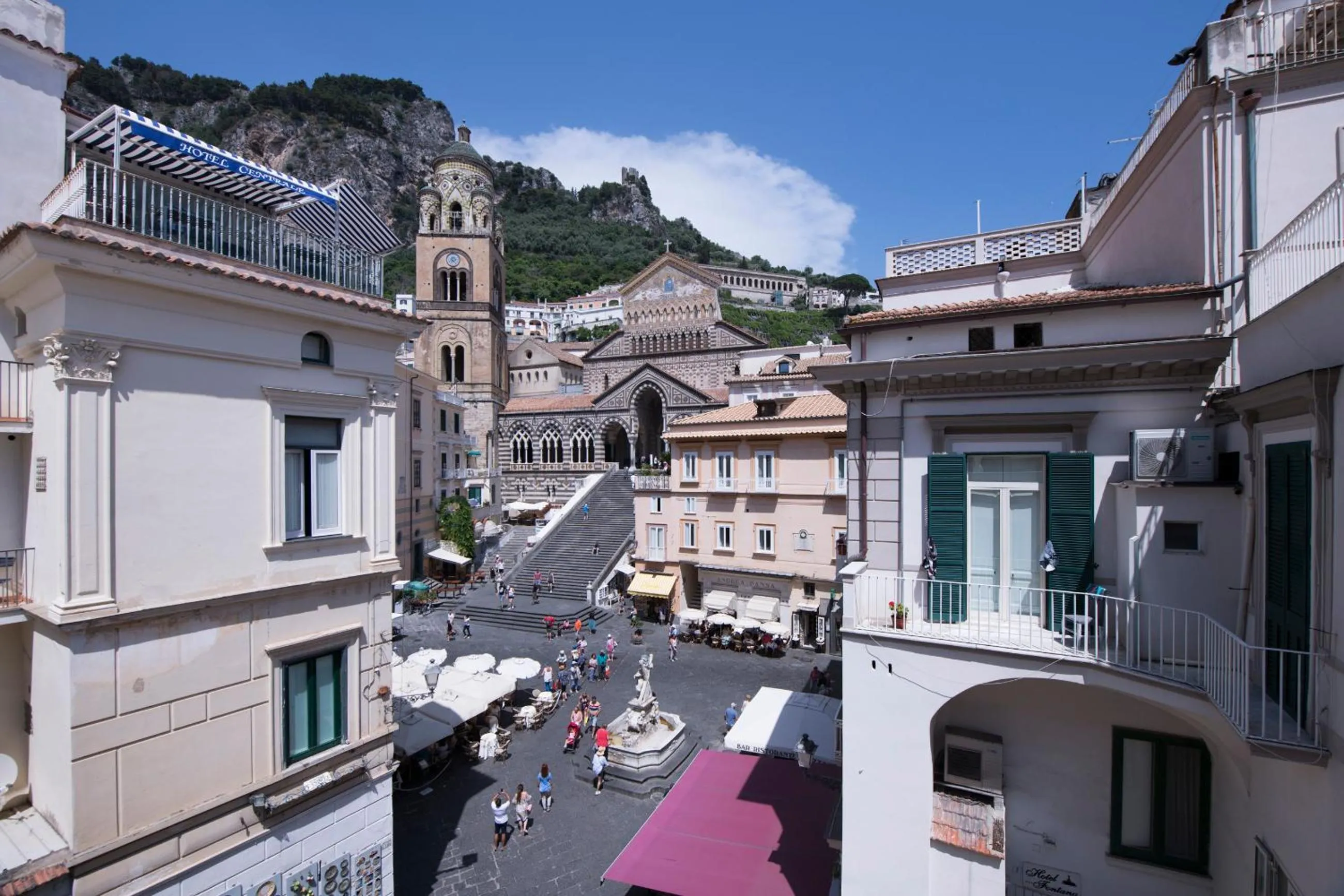 Property building in La Bambagina