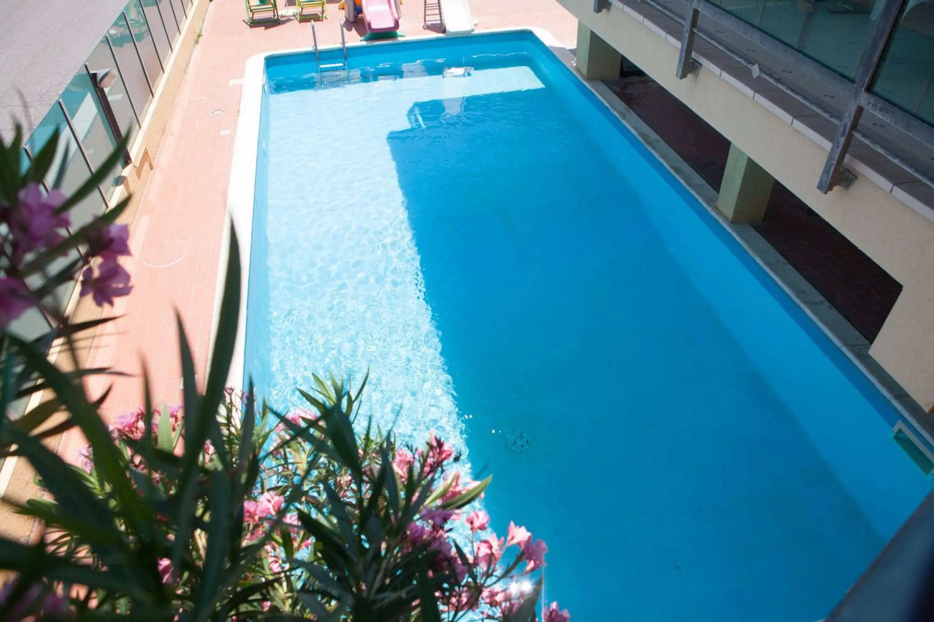 Swimming pool in Hotel Crown Swimming pool in Hotel Crown