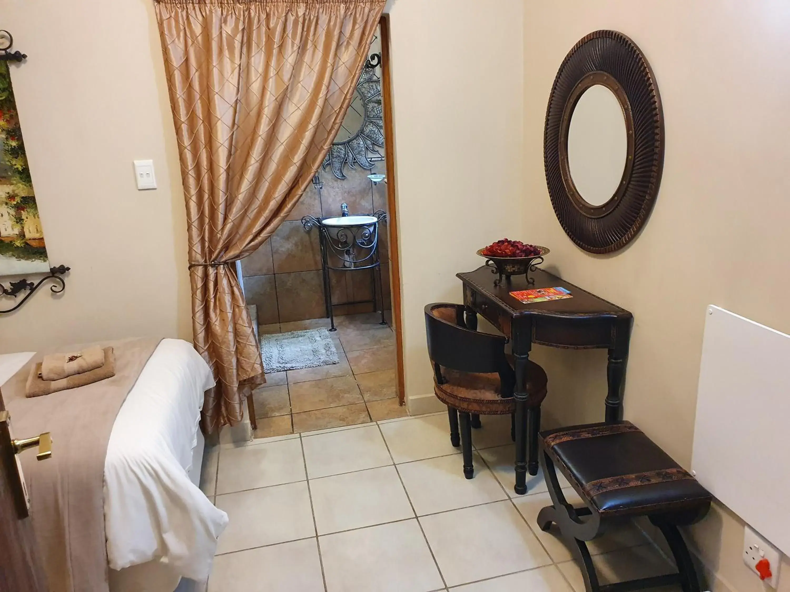 Single Room - single occupancy in 7th Street Guesthouse Single Room - single occupancy in 7th Street Guesthouse