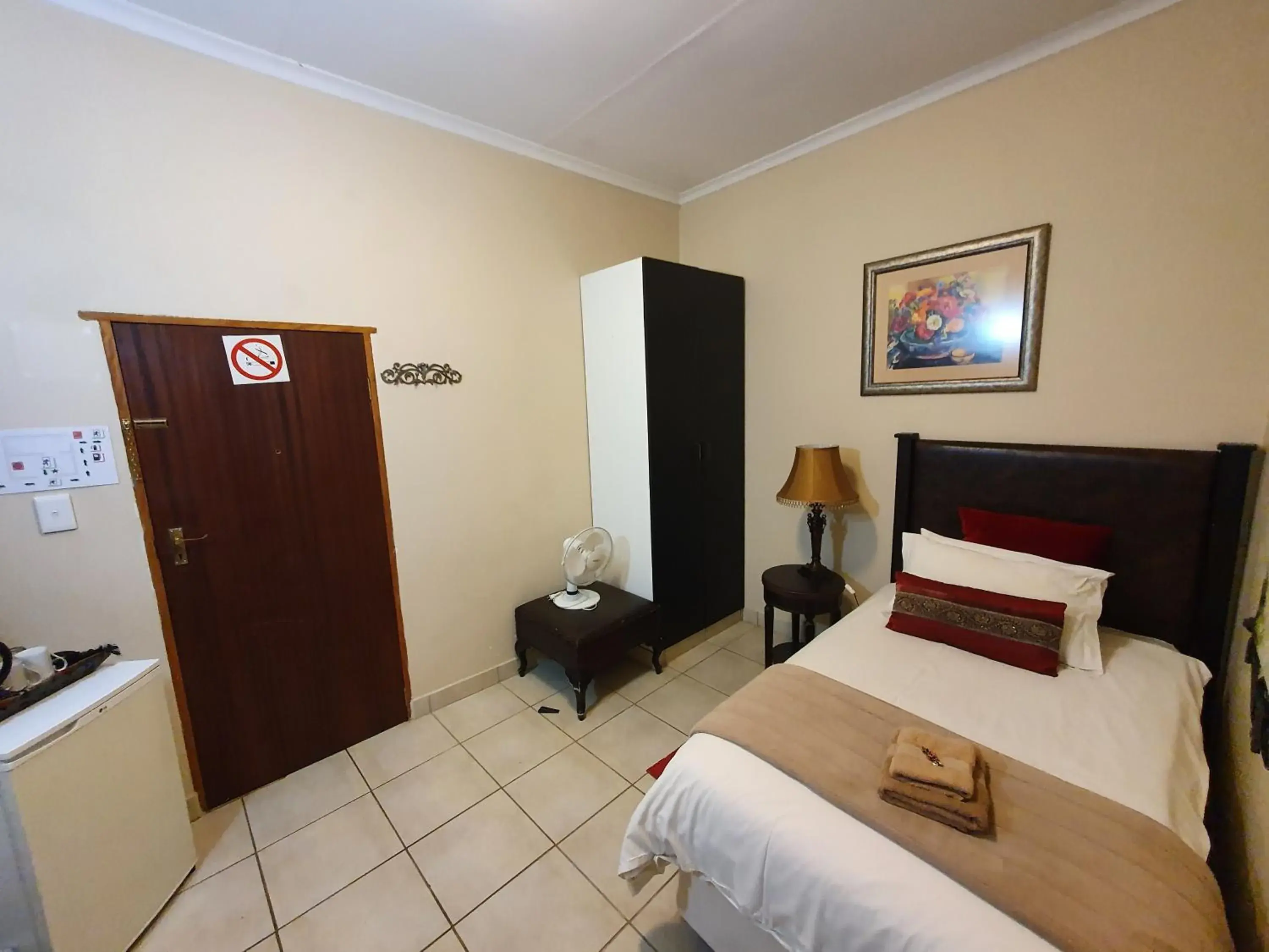 Single Room - single occupancy in 7th Street Guesthouse Single Room - single occupancy in 7th Street Guesthouse