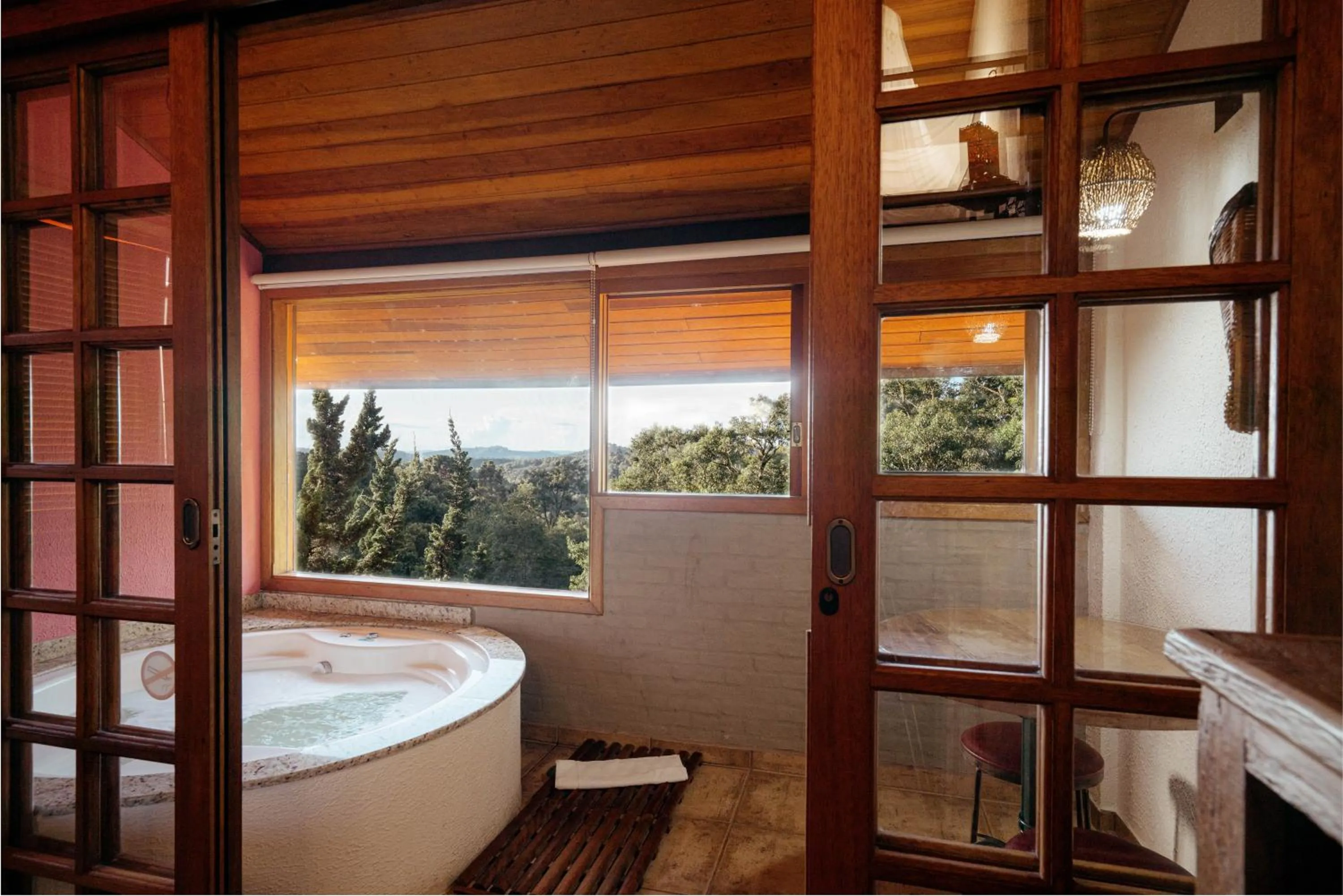 Hot Tub in Pousada Ahavanoah