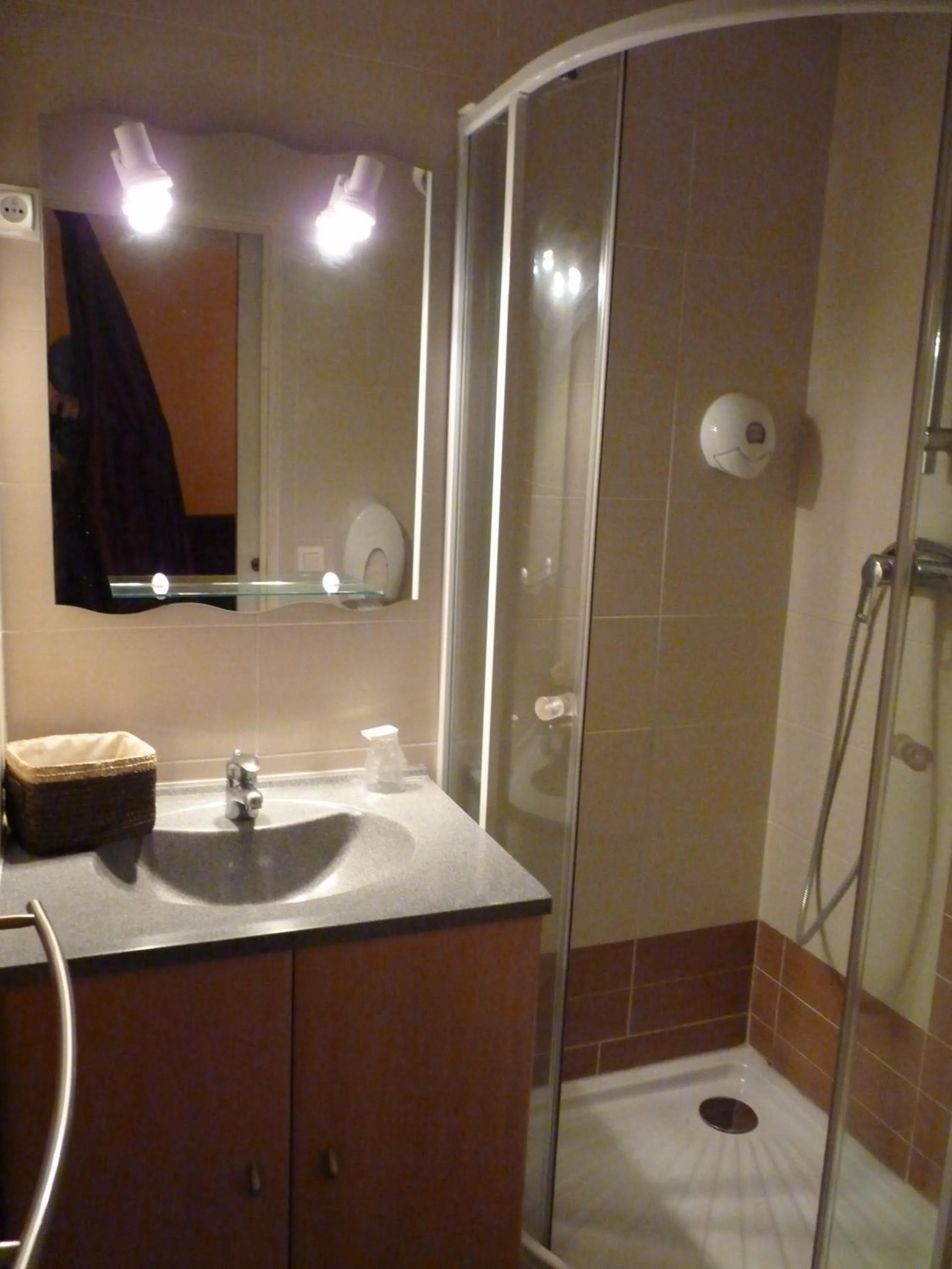 Double Room in Ad Cyber-Hôtel
