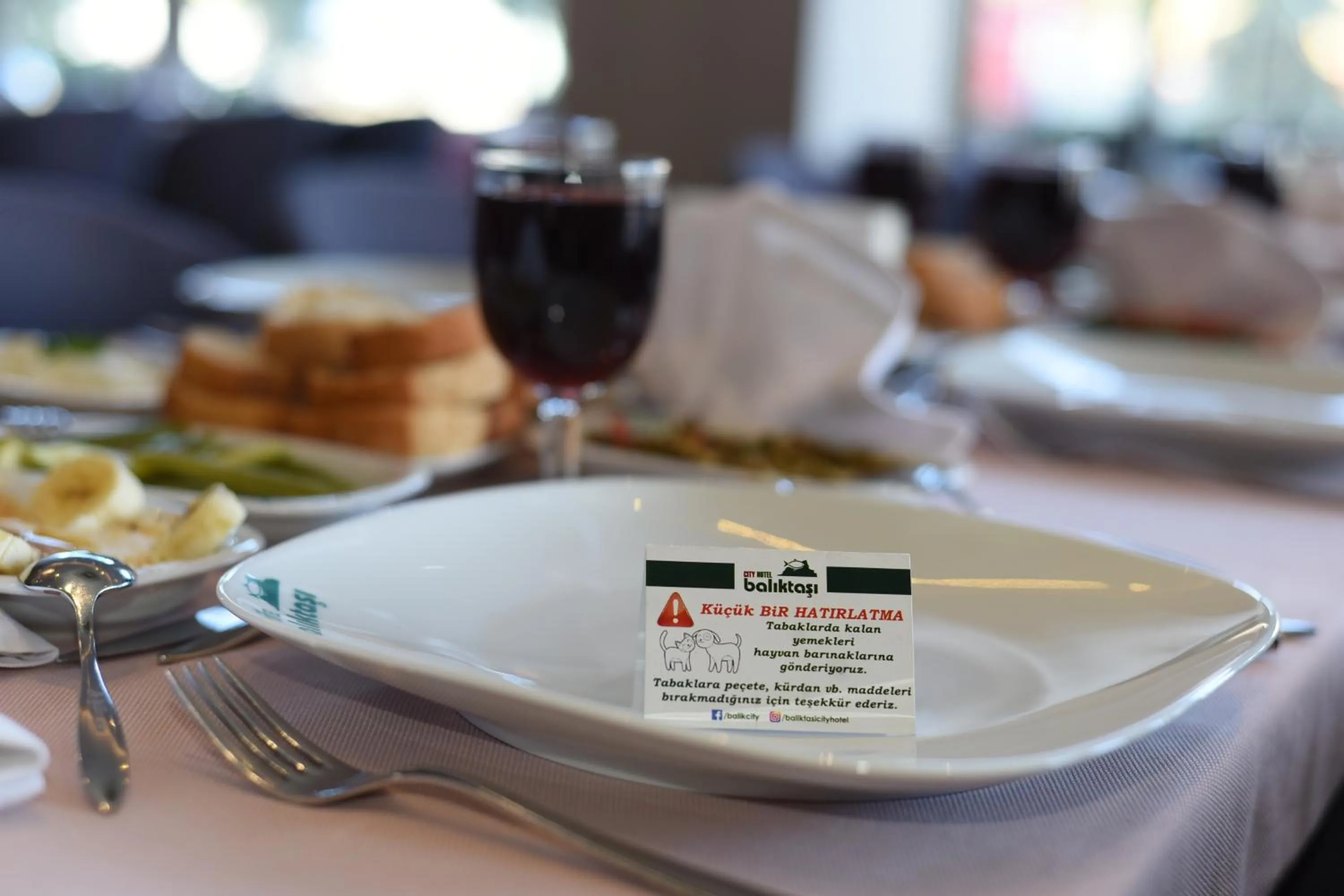 Restaurant/places to eat in Baliktasi City Hotel & Spa