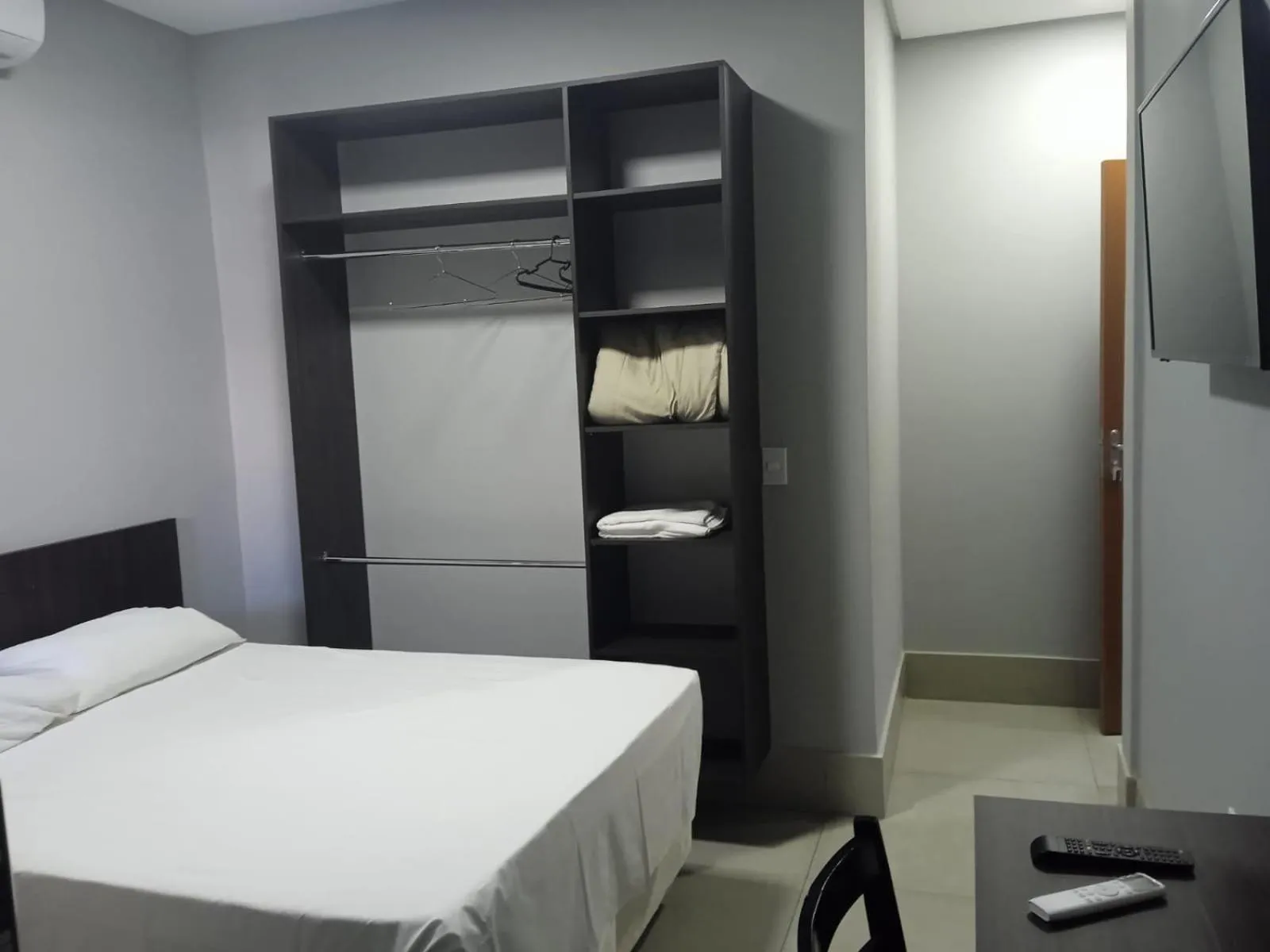 Bedroom, Bed in Vila Dumont no Centro de Foz