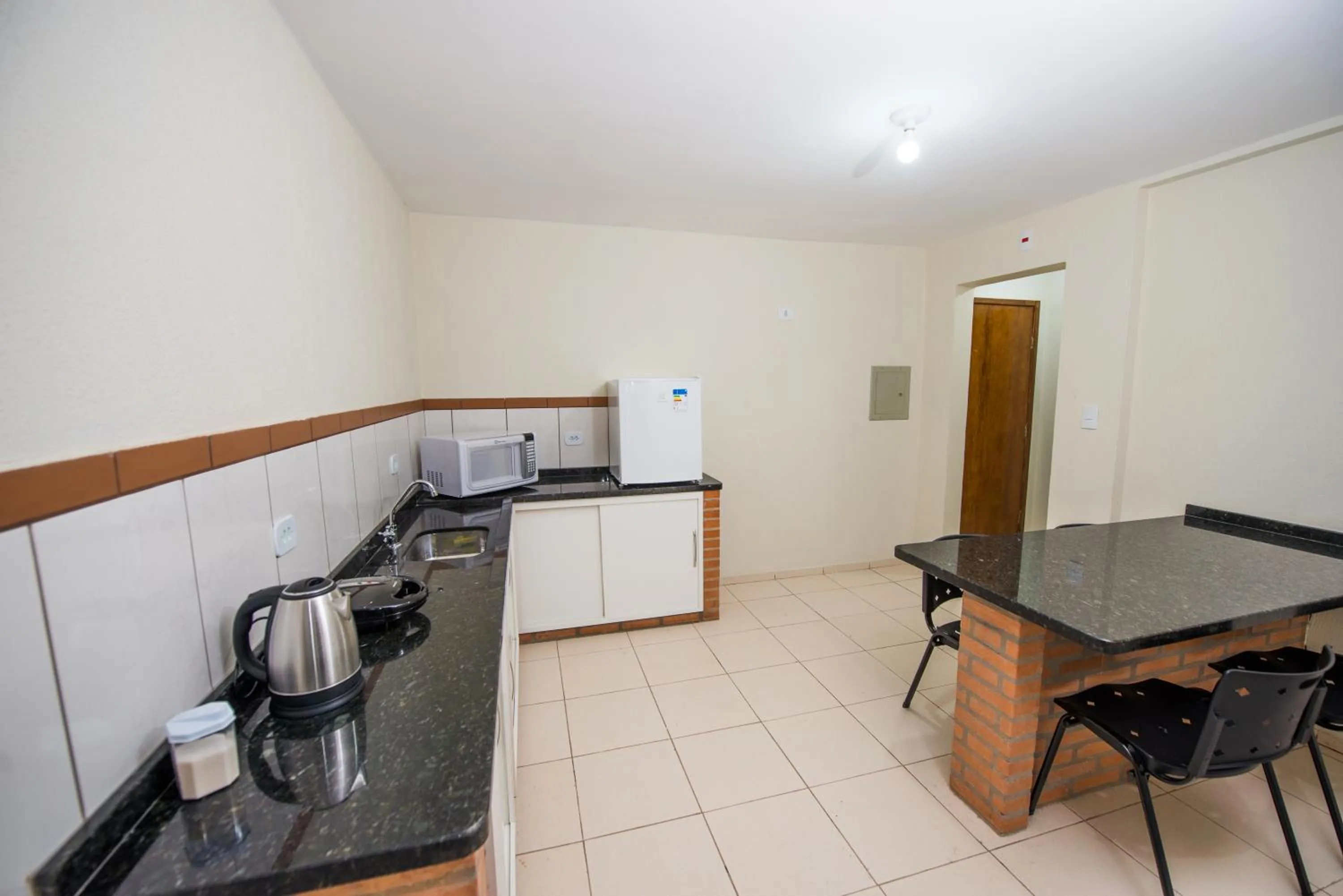 Coffee/tea facilities in Vila Dumont no Centro de Foz