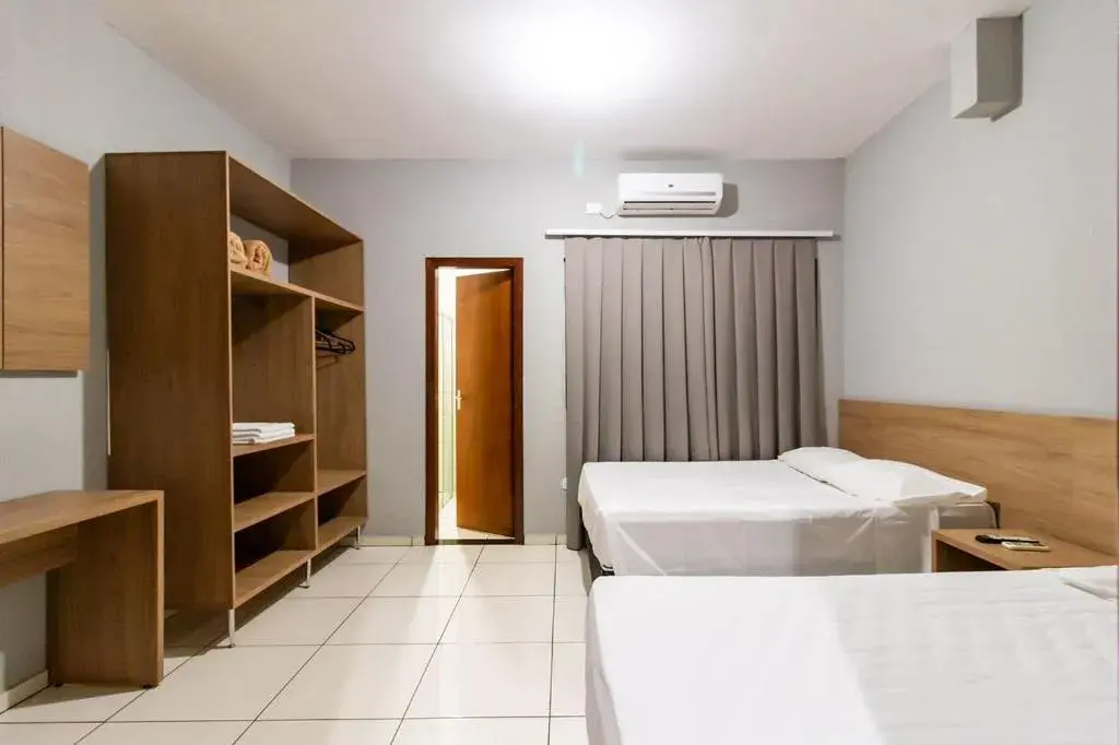 Bedroom in Vila Dumont no Centro de Foz Bedroom in Vila Dumont no Centro de Foz