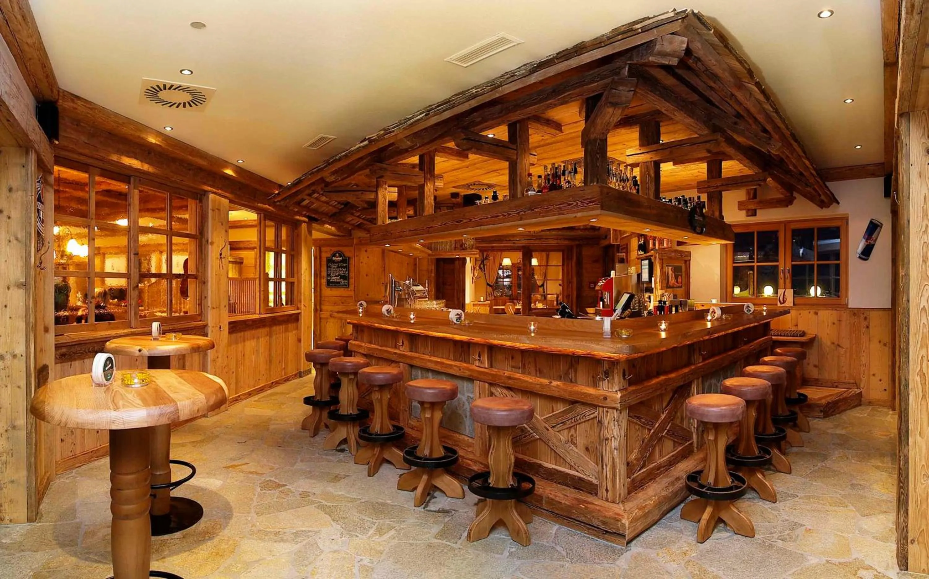 Lounge or bar in Berggasthof Platzlalm