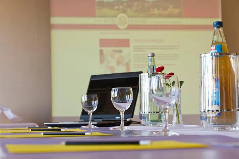 Alcoholic drinks in Hotel am Markt Garni - Aegidienberg