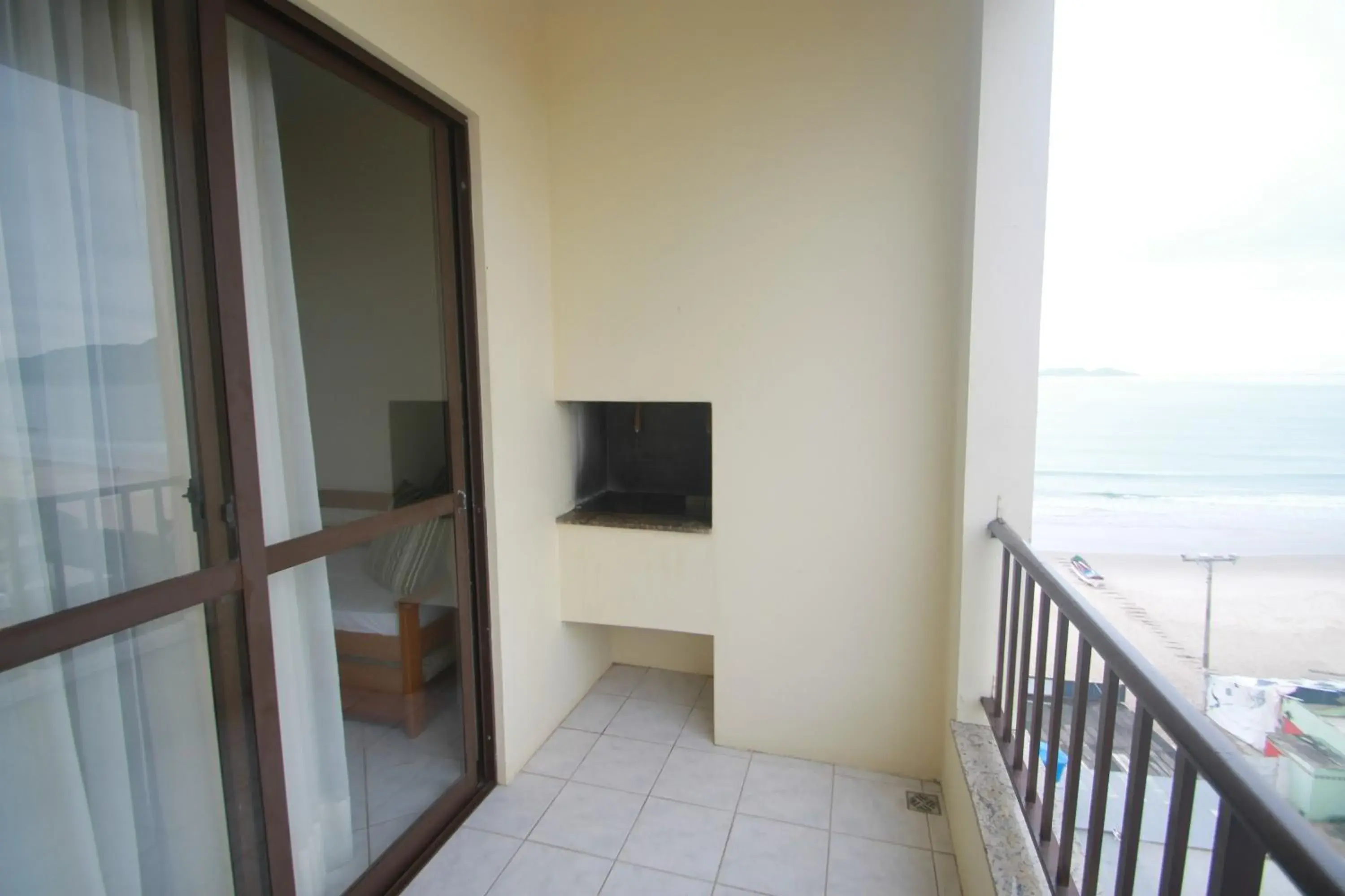 Superior Double Room with Side Sea View in Palm Beach Apart Hotel Superior Double Room with Side Sea View in Palm Beach Apart Hotel