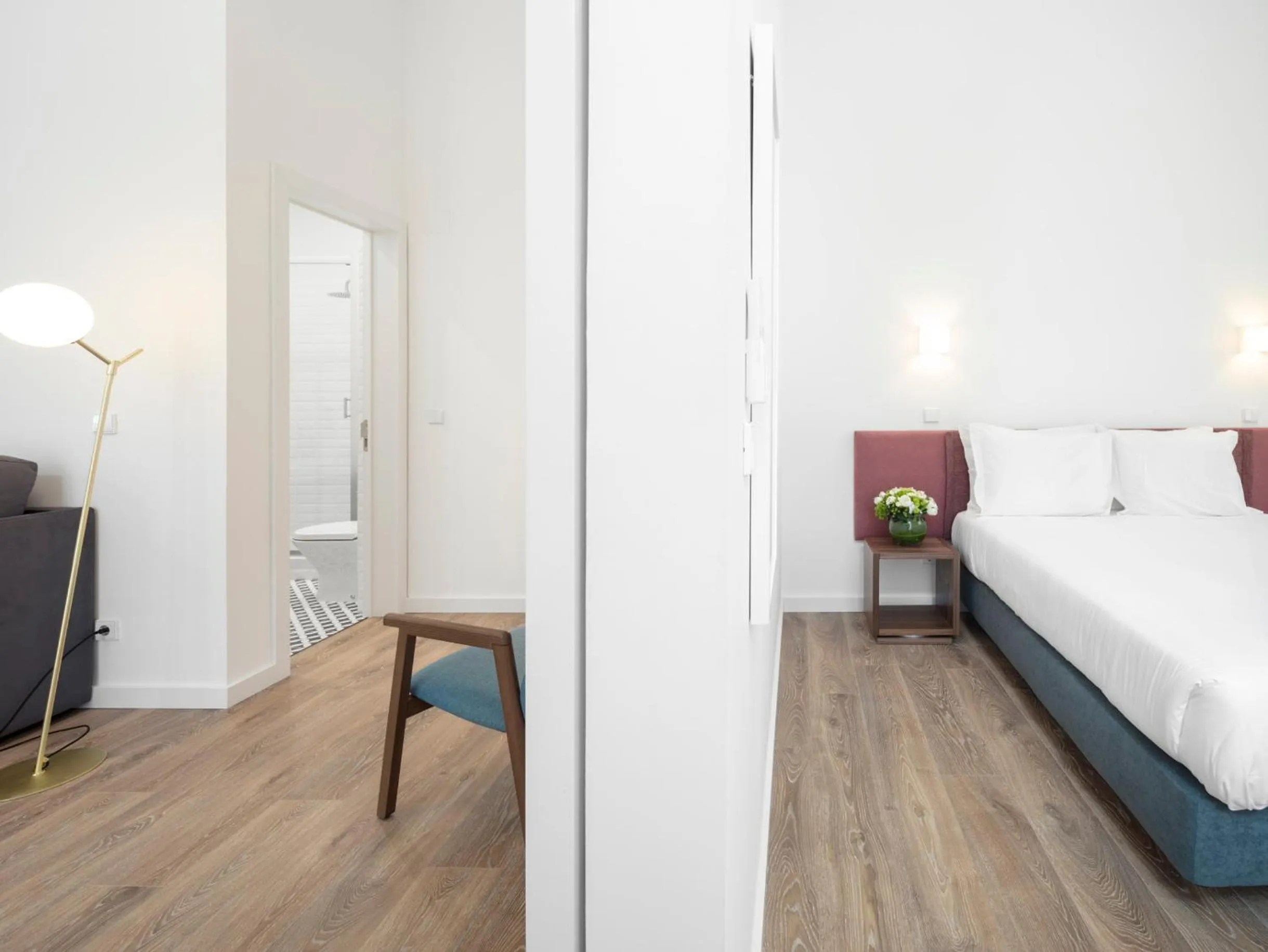 Photo of the whole room, Bed in LSA Chiado Emenda by Numa