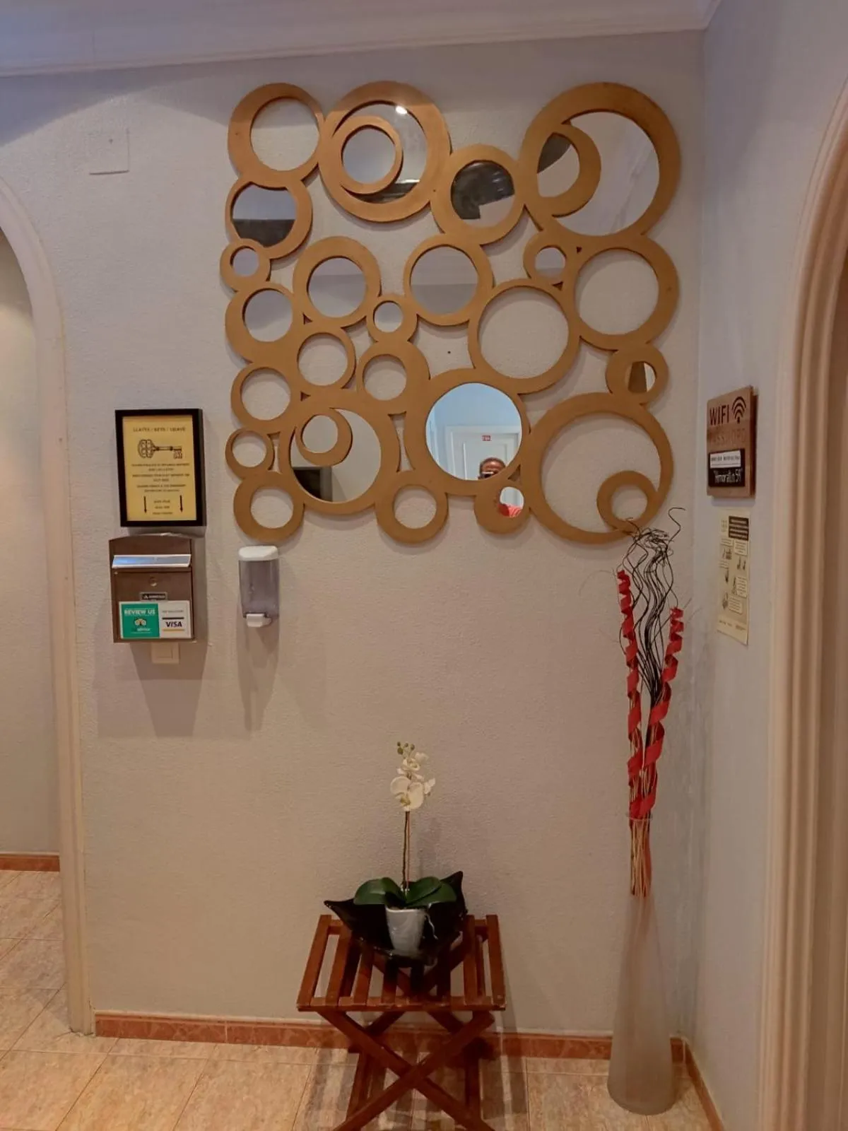 Area and facilities in Pensión Moratin