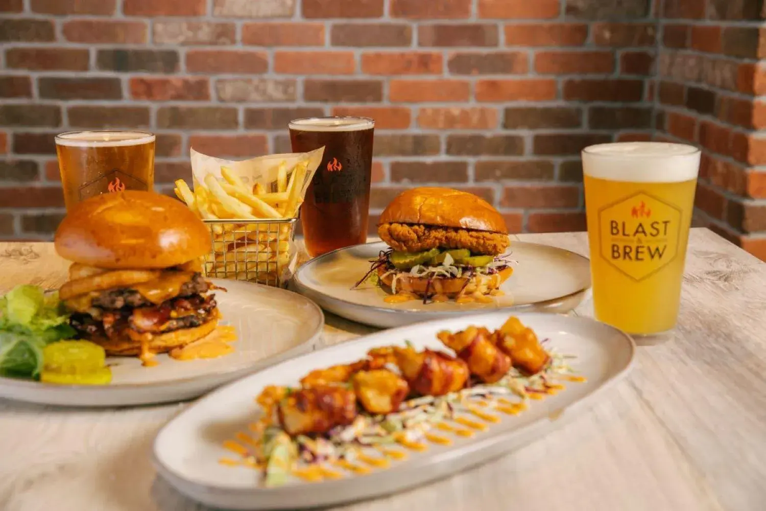 Restaurant/places to eat in SeaCrest Oceanfront Hotel Restaurant/places to eat in SeaCrest Oceanfront Hotel