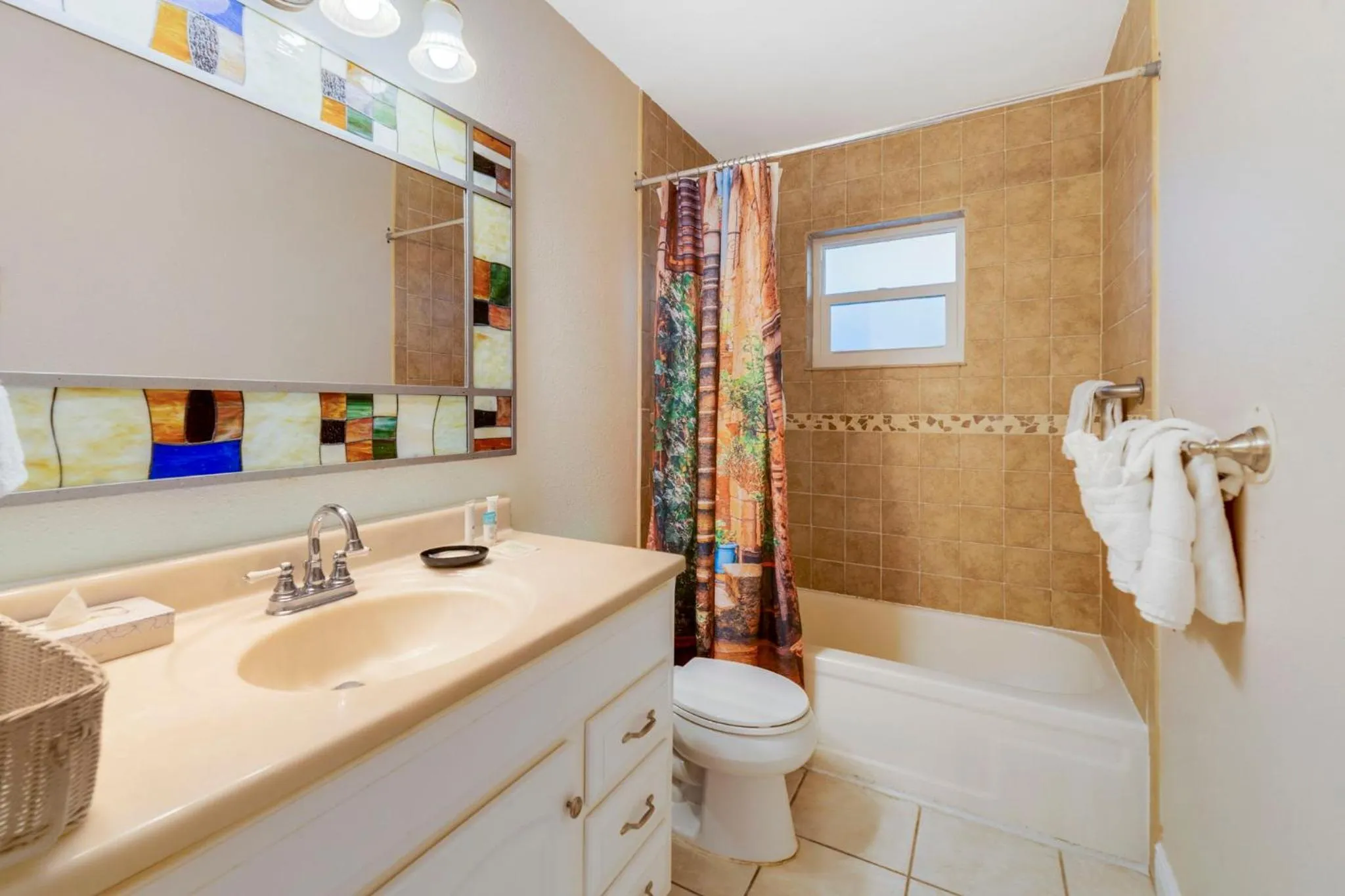 Bathroom in Beach Place Guesthouses