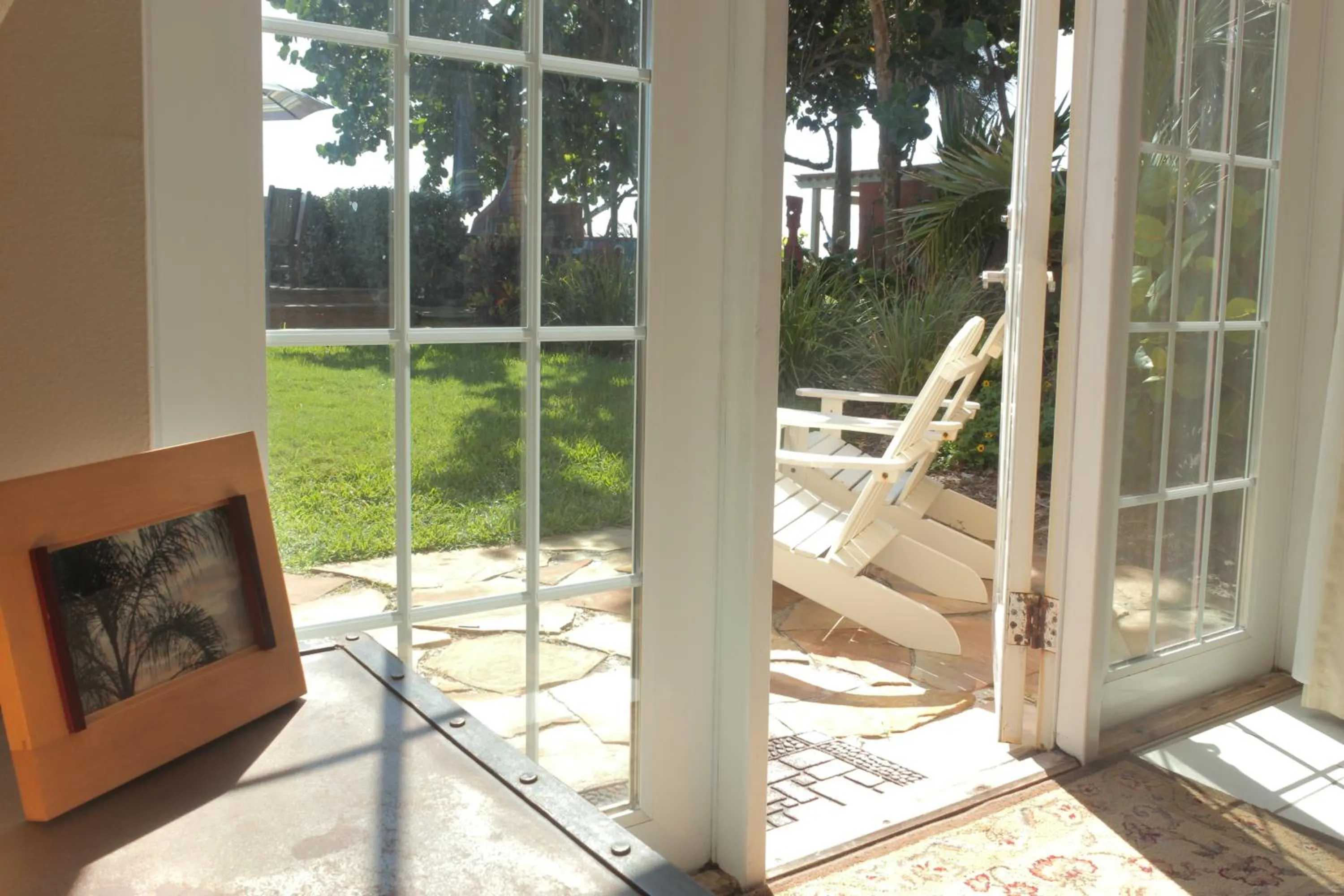 Garden in Beach Place Guesthouses