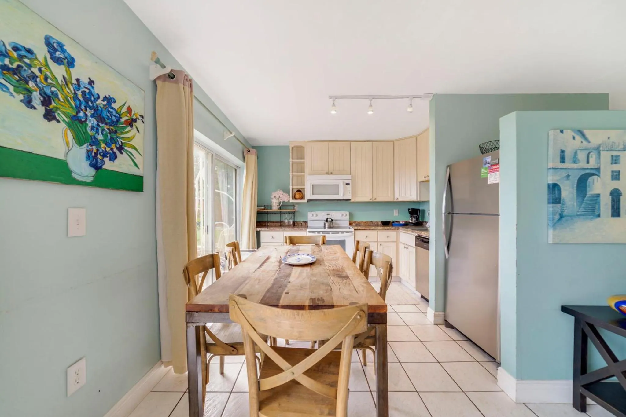 kitchen in Beach Place Guesthouses