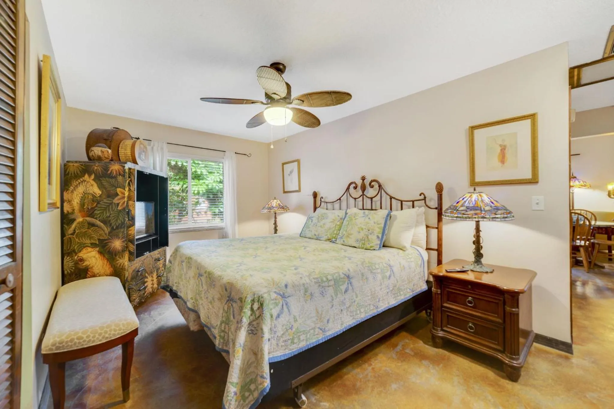 Bed in Beach Place Guesthouses