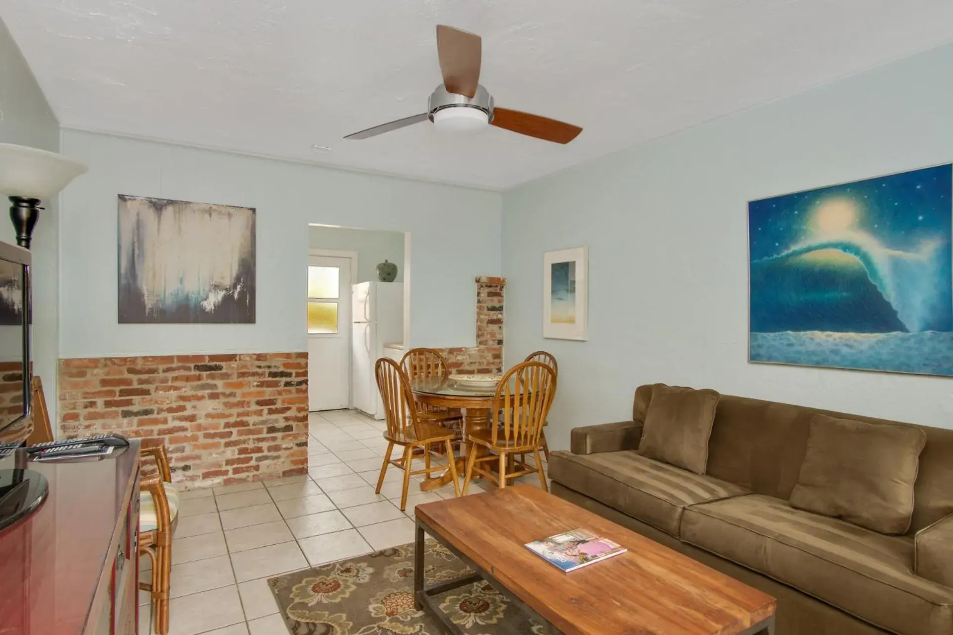 Living room in Beach Place Guesthouses Living room in Beach Place Guesthouses